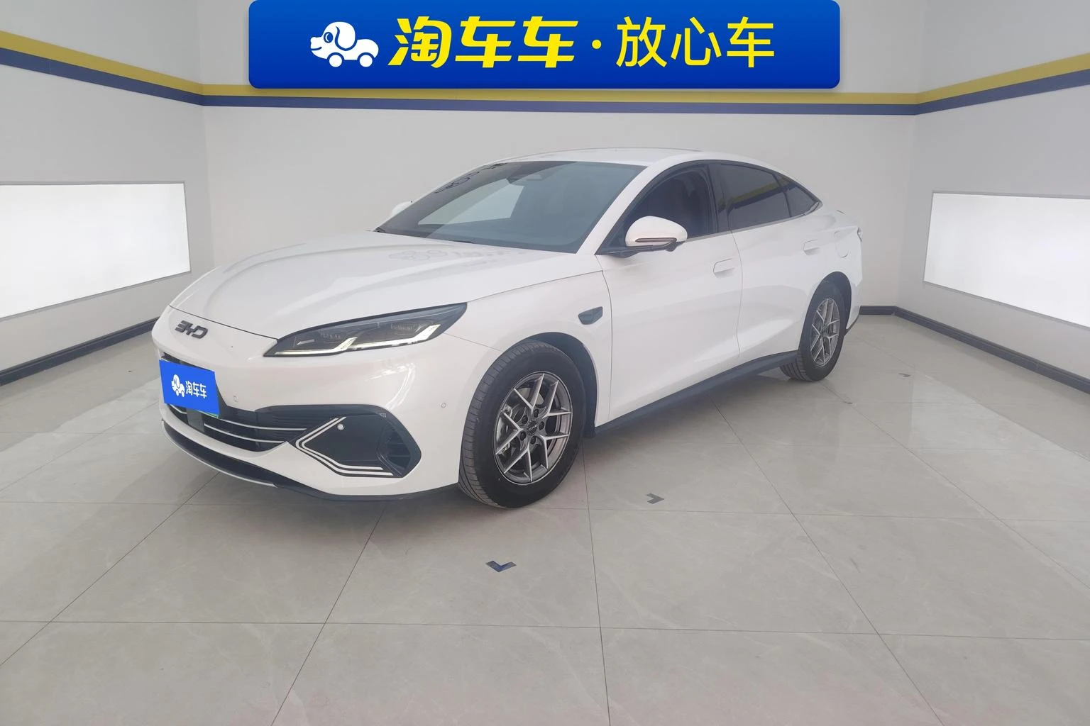 Main__Slider__Photo:undefined undefined 2025-0