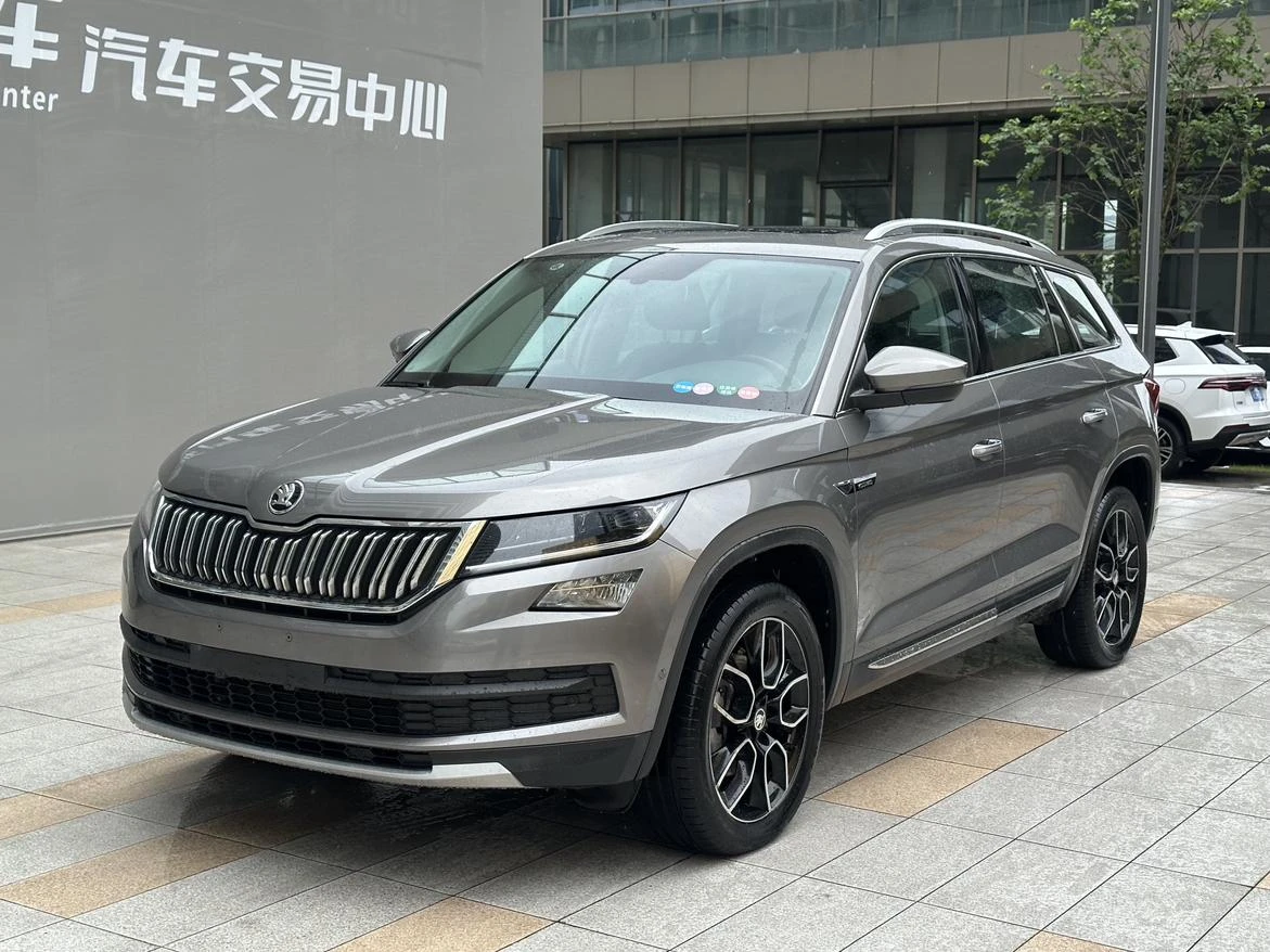 Main__Slider__Photo:undefined undefined 2019-1