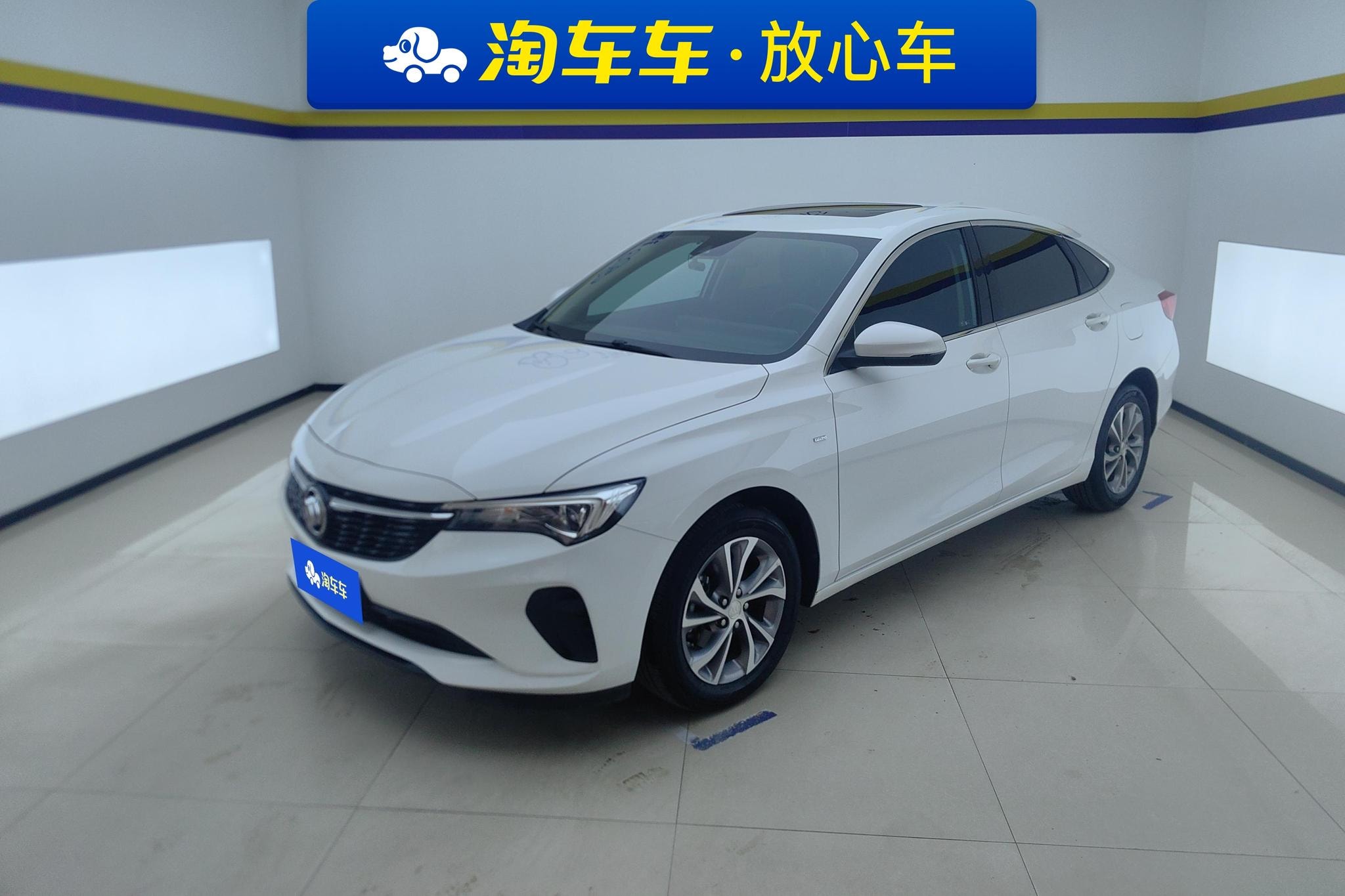 Main__Slider__Photo:undefined undefined 2022-0
