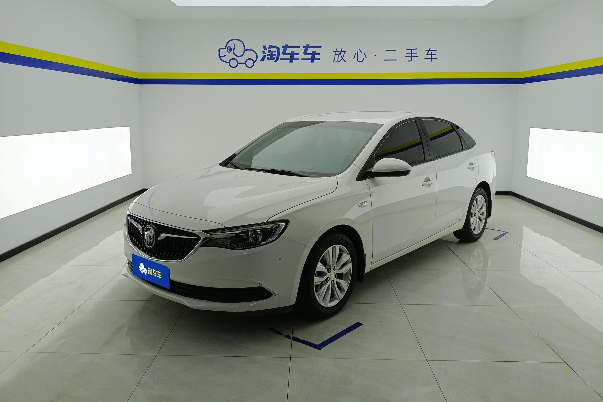 Main__Slider__Photo:undefined undefined 2021-0