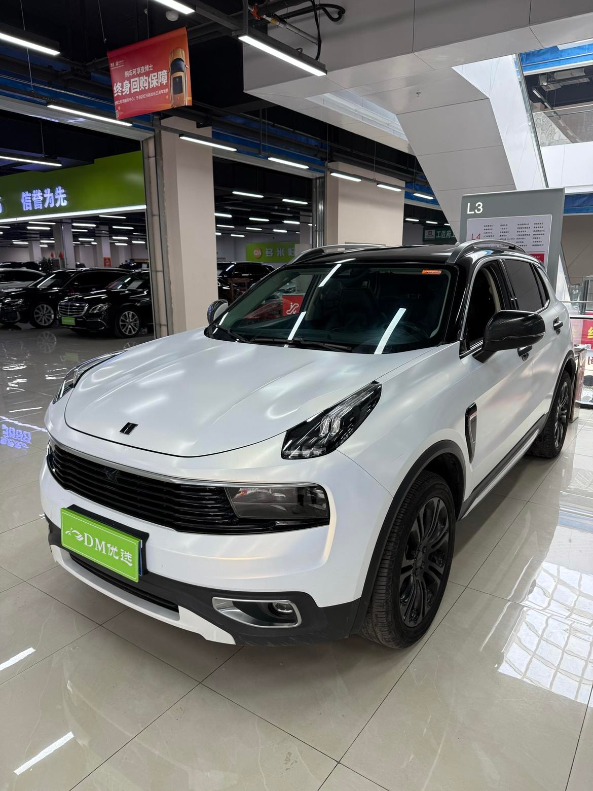 Main__Slider__Photo:undefined undefined 2019-0
