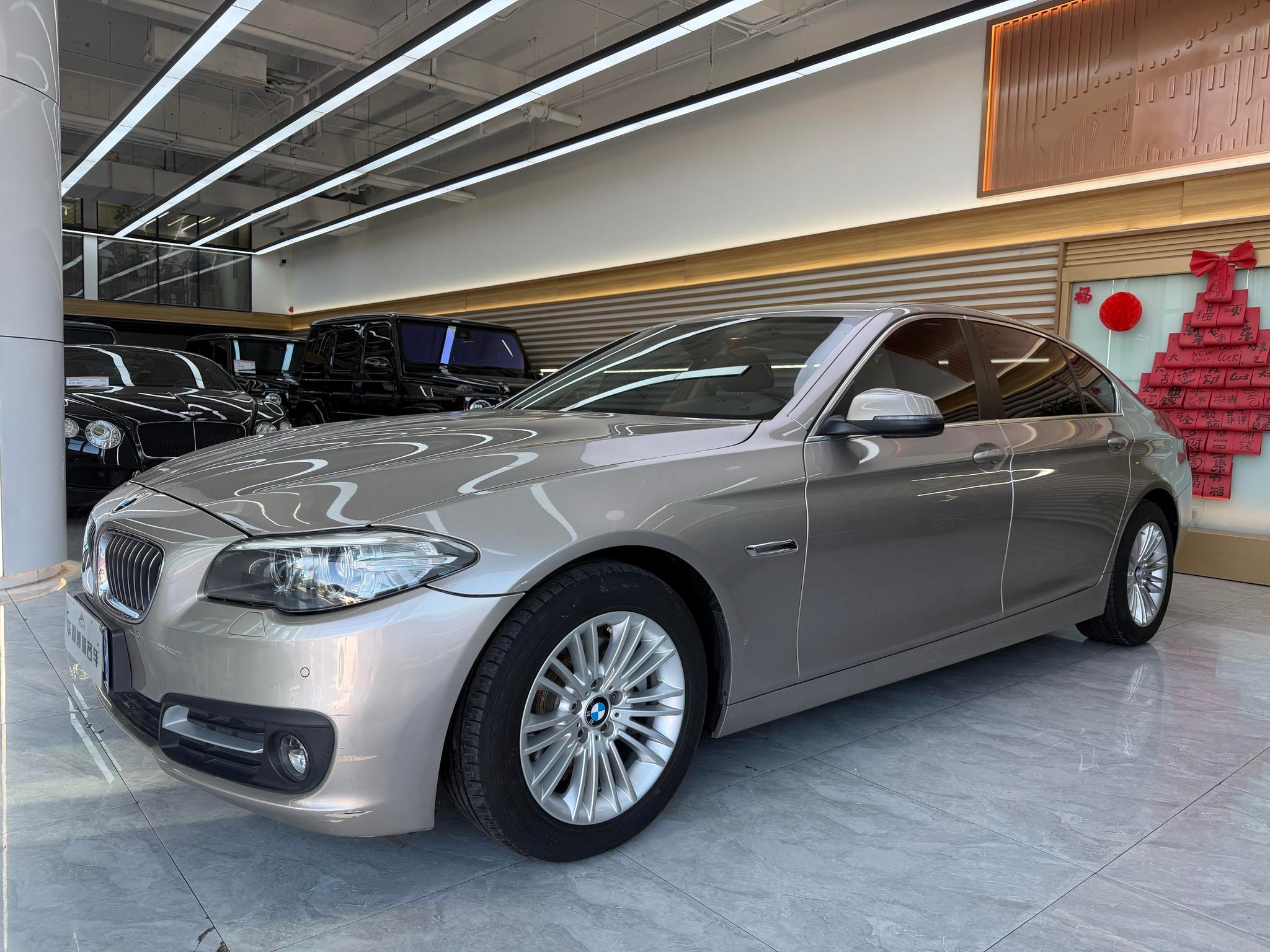 Main__Slider__Photo:undefined undefined 2014-0