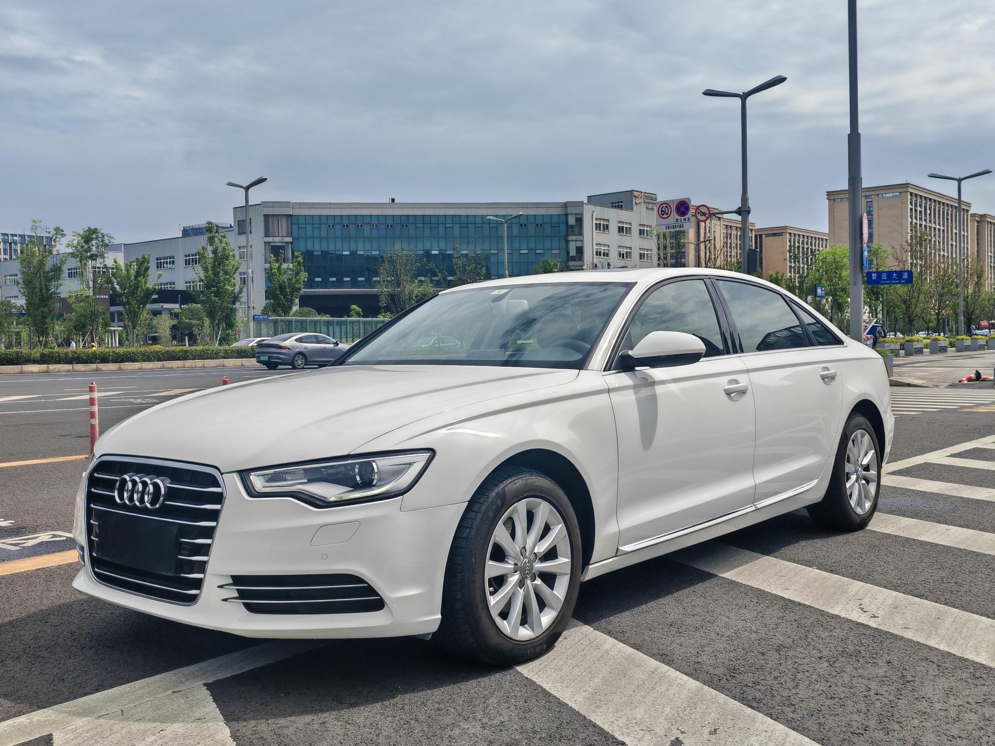 Main__Slider__Photo:undefined undefined 2014-0