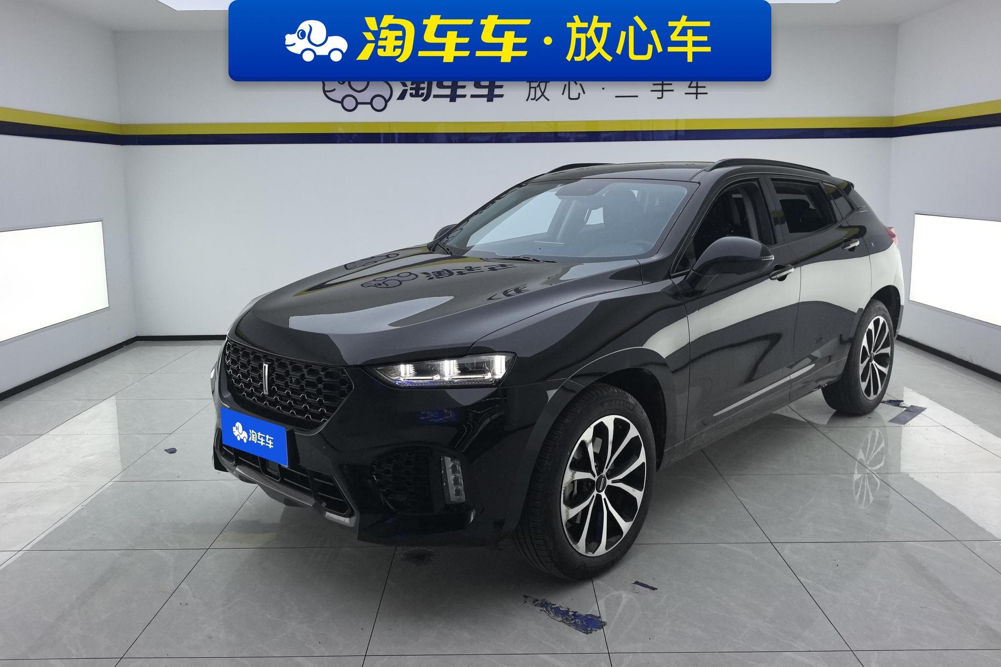 Main__Slider__Photo:undefined undefined 2017-0