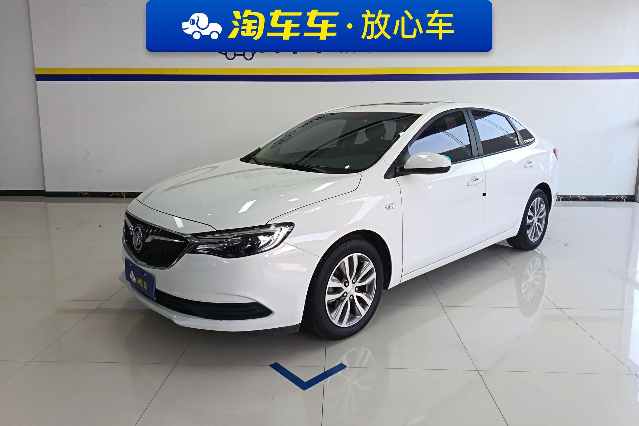 Main__Slider__Photo:undefined undefined 2019-0