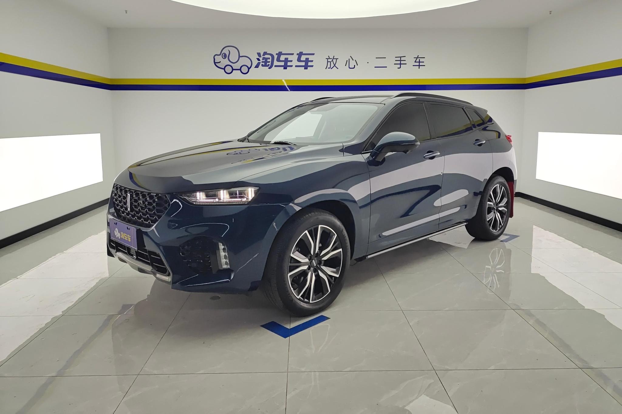 Main__Slider__Photo:undefined undefined 2019-0