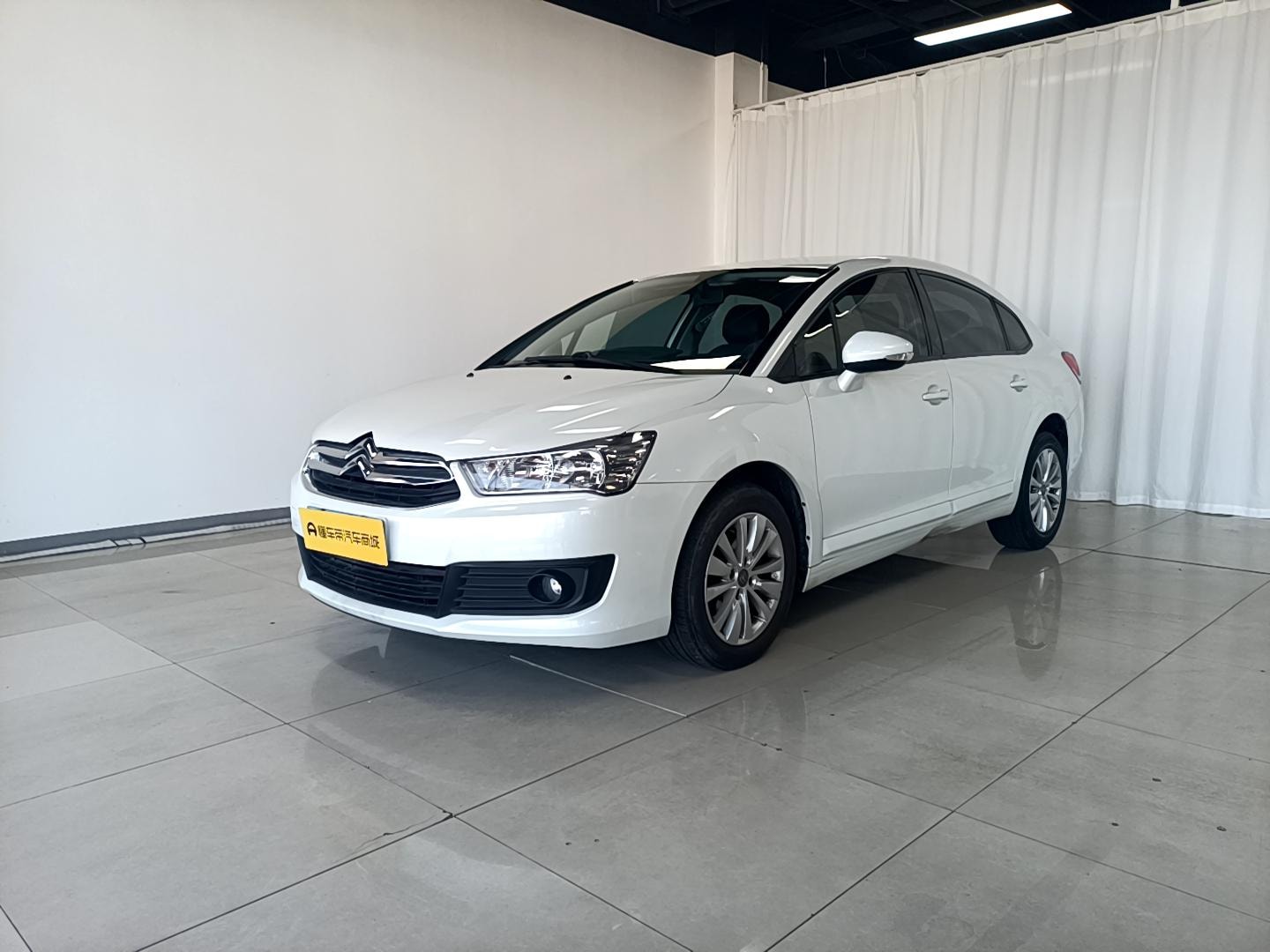 Main__Slider__Photo:undefined undefined 2013-0