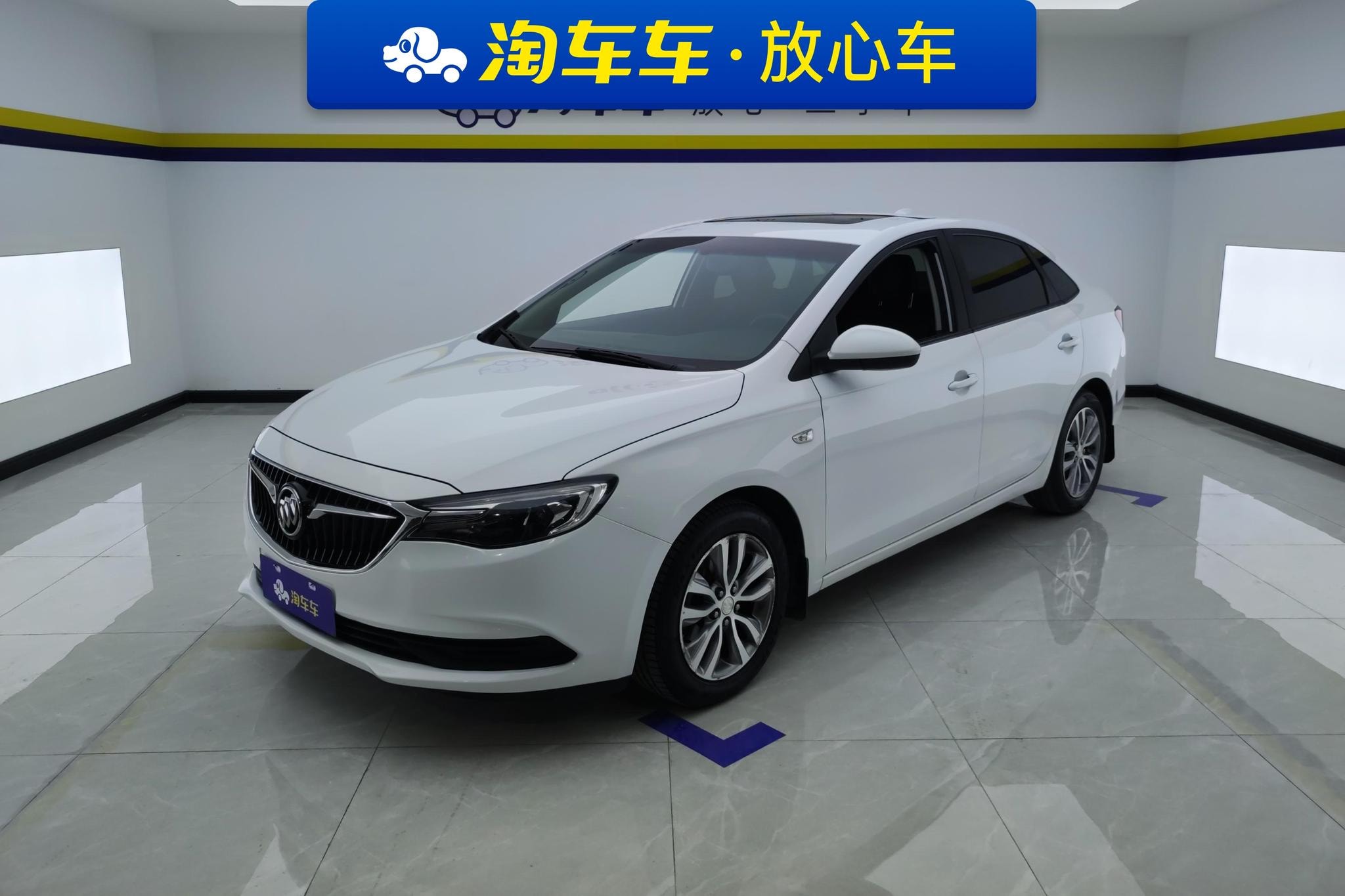 Main__Slider__Photo:undefined undefined 2019-0