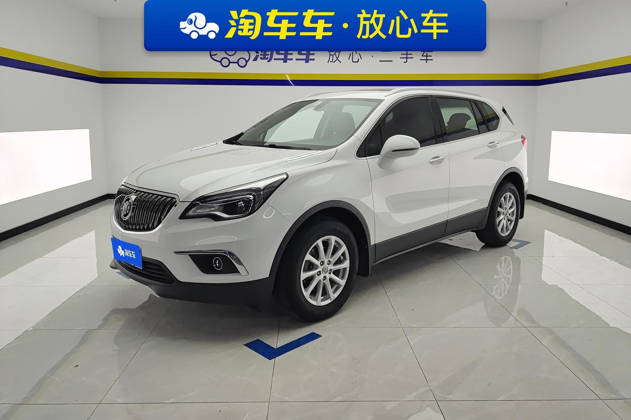 Main__Slider__Photo:undefined undefined 2017-0