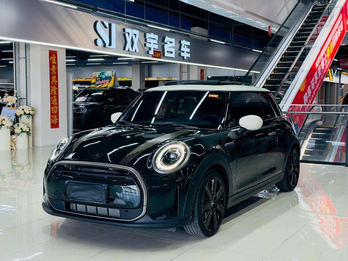 Main__Slider__Photo:undefined undefined 2023-0