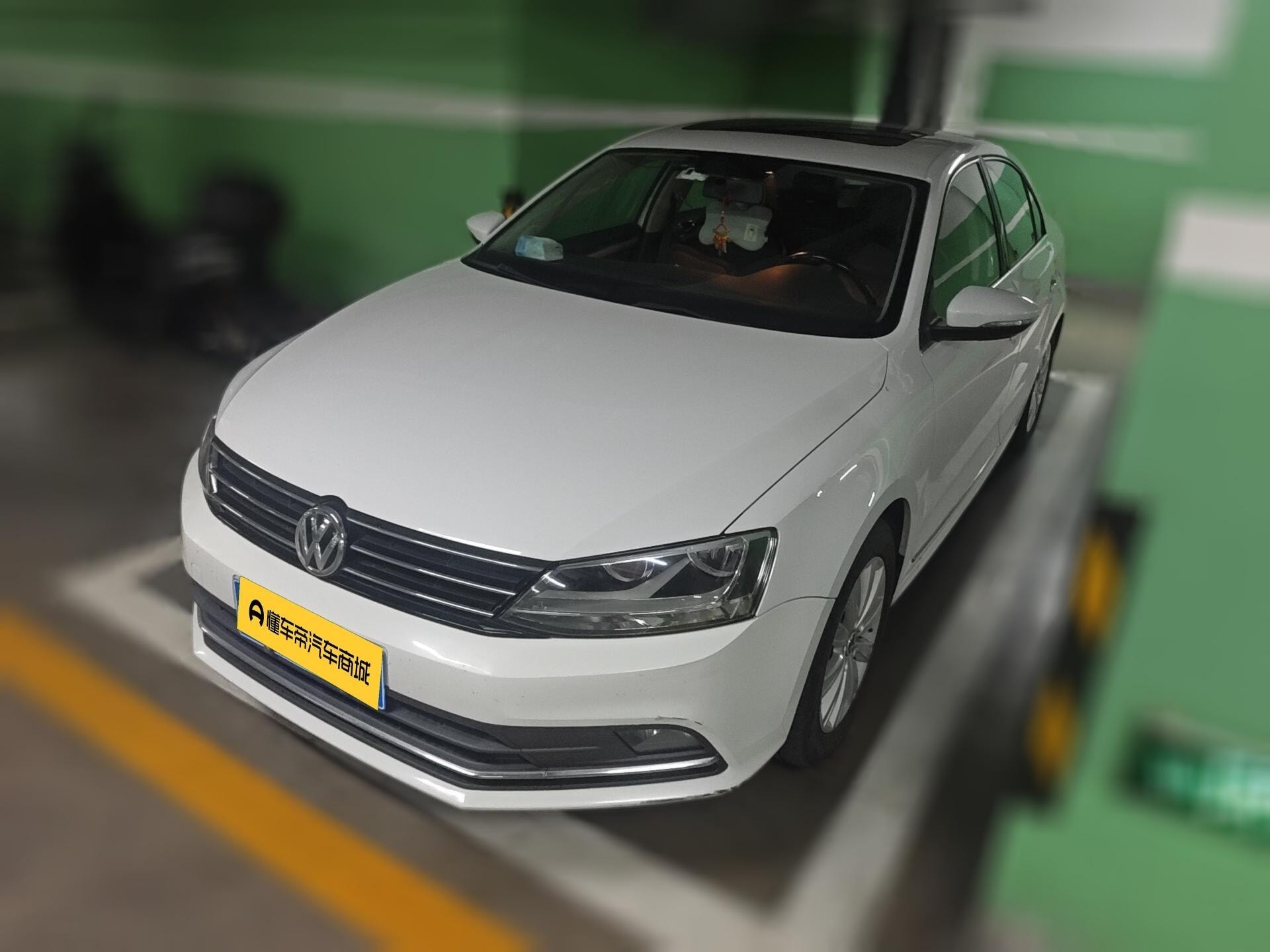 Main__Slider__Photo:undefined undefined 2015-0