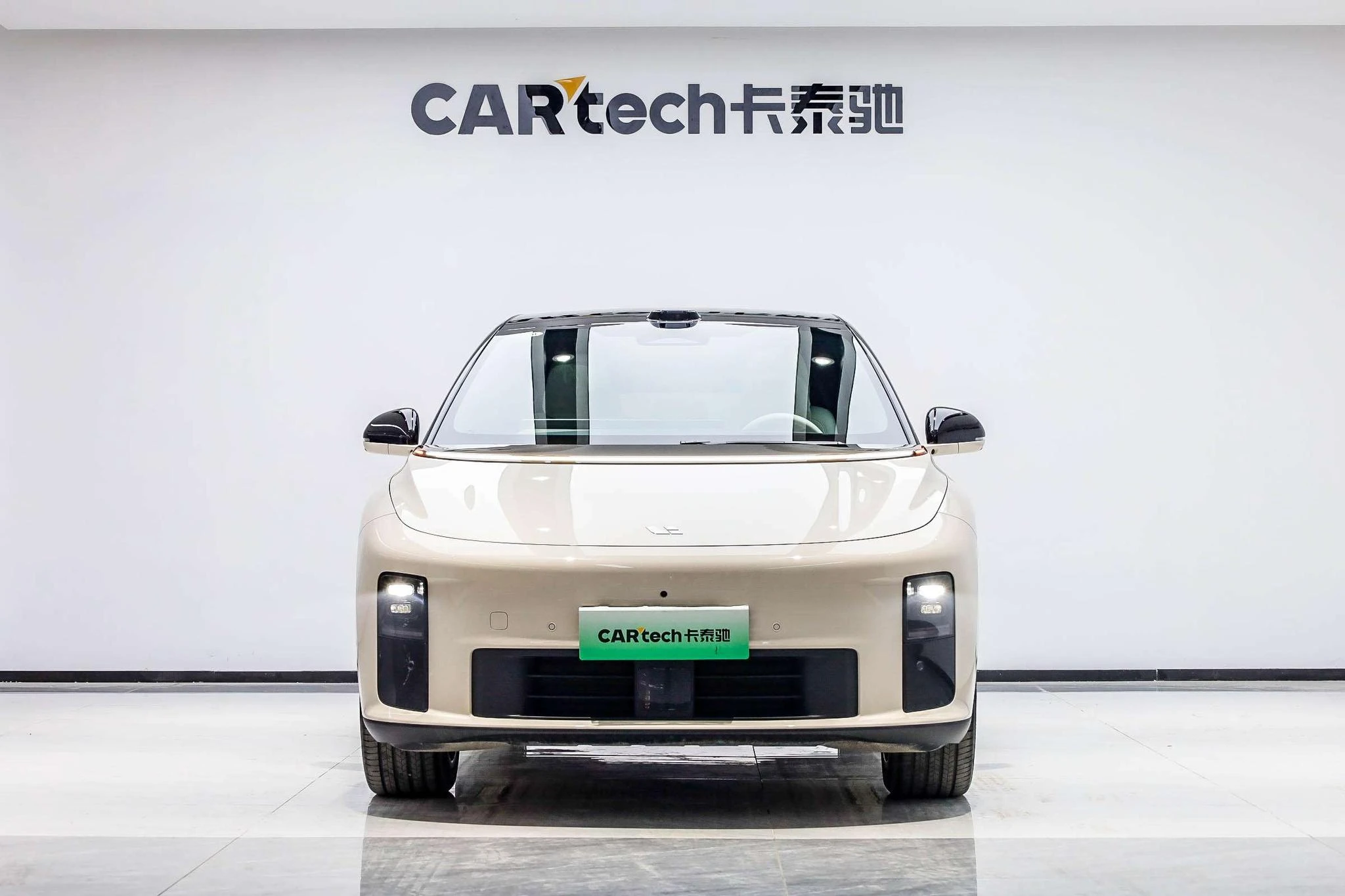 Main__Slider__Photo:undefined undefined 2025-1