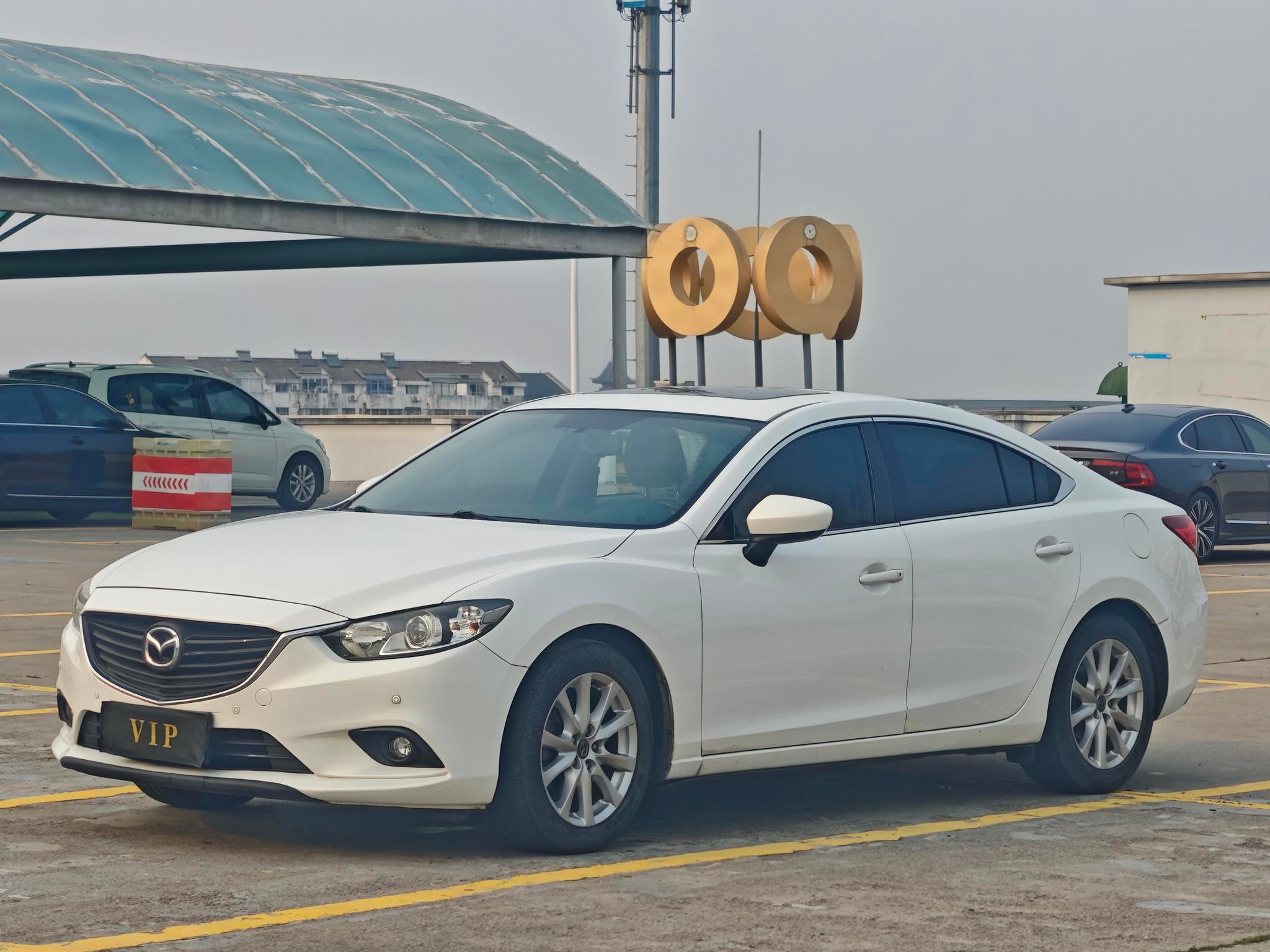 Main__Slider__Photo:undefined undefined 2014-0