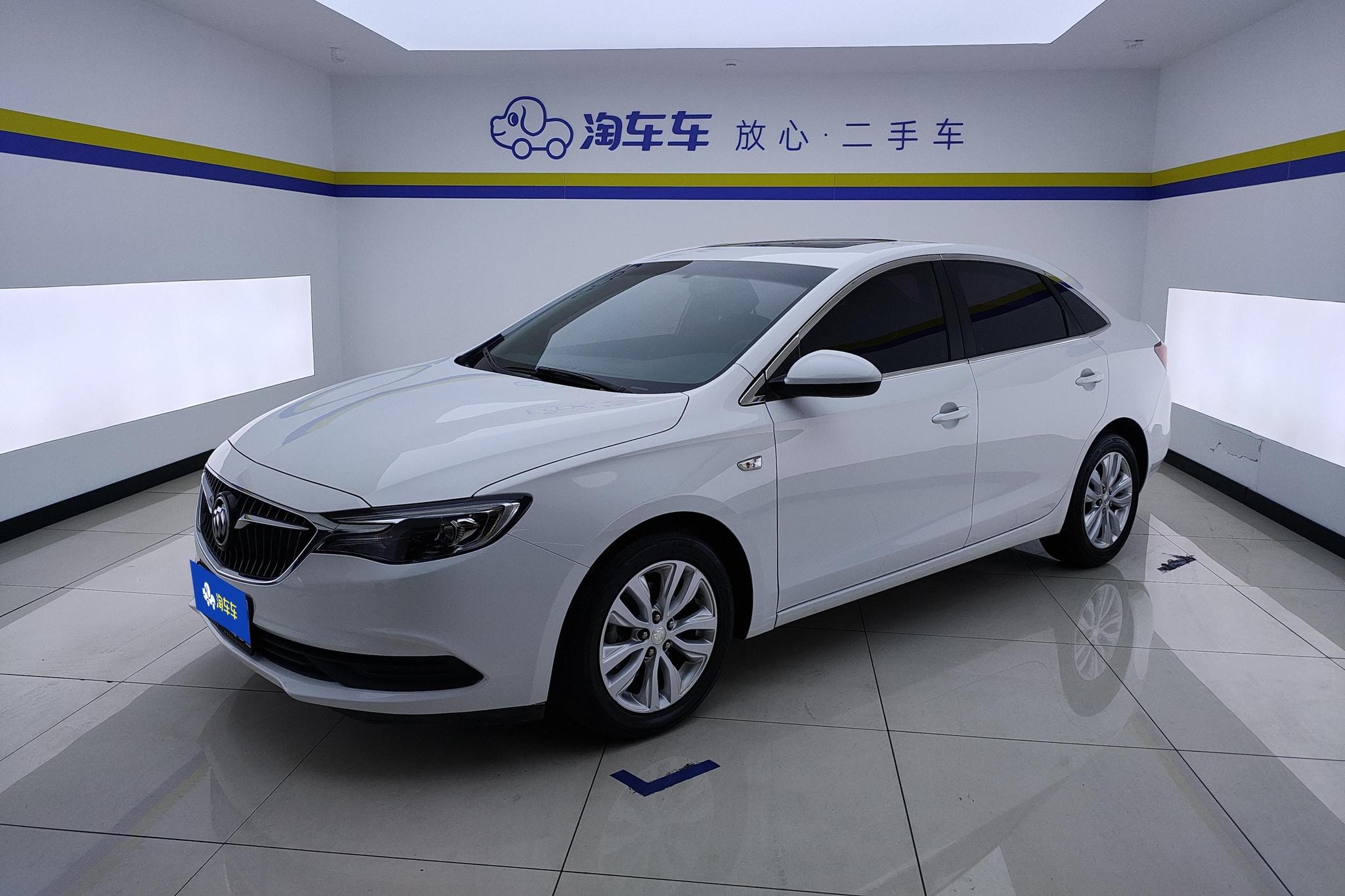 Main__Slider__Photo:undefined undefined 2021-0