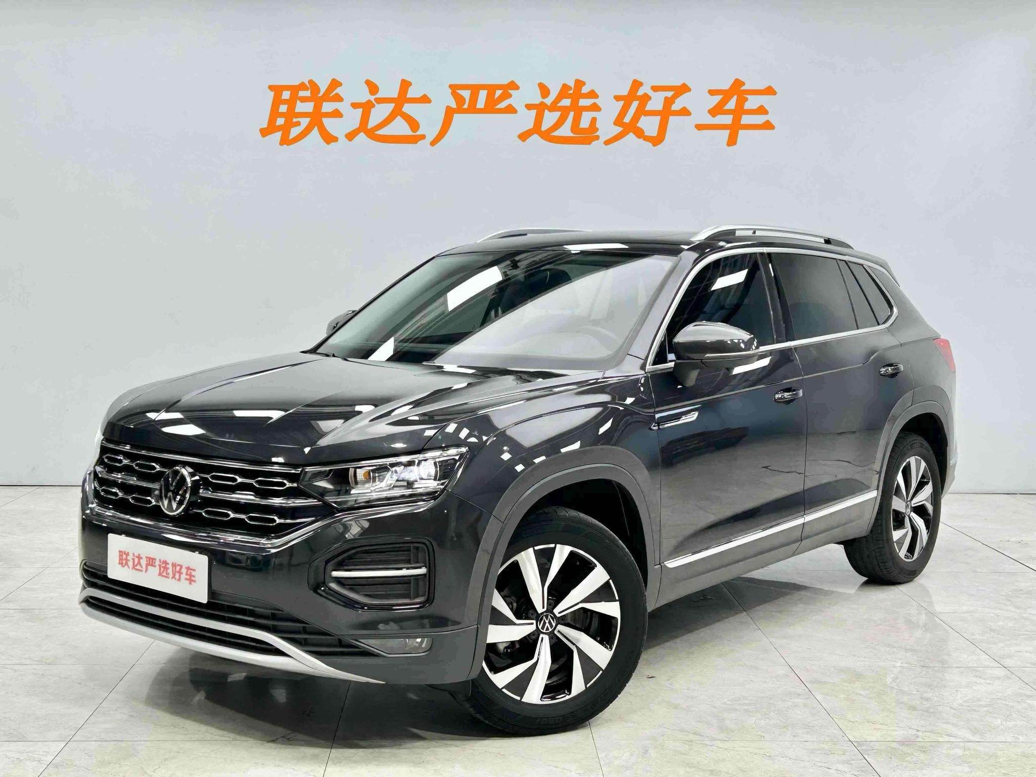 Main__Slider__Photo:undefined undefined 2022-0