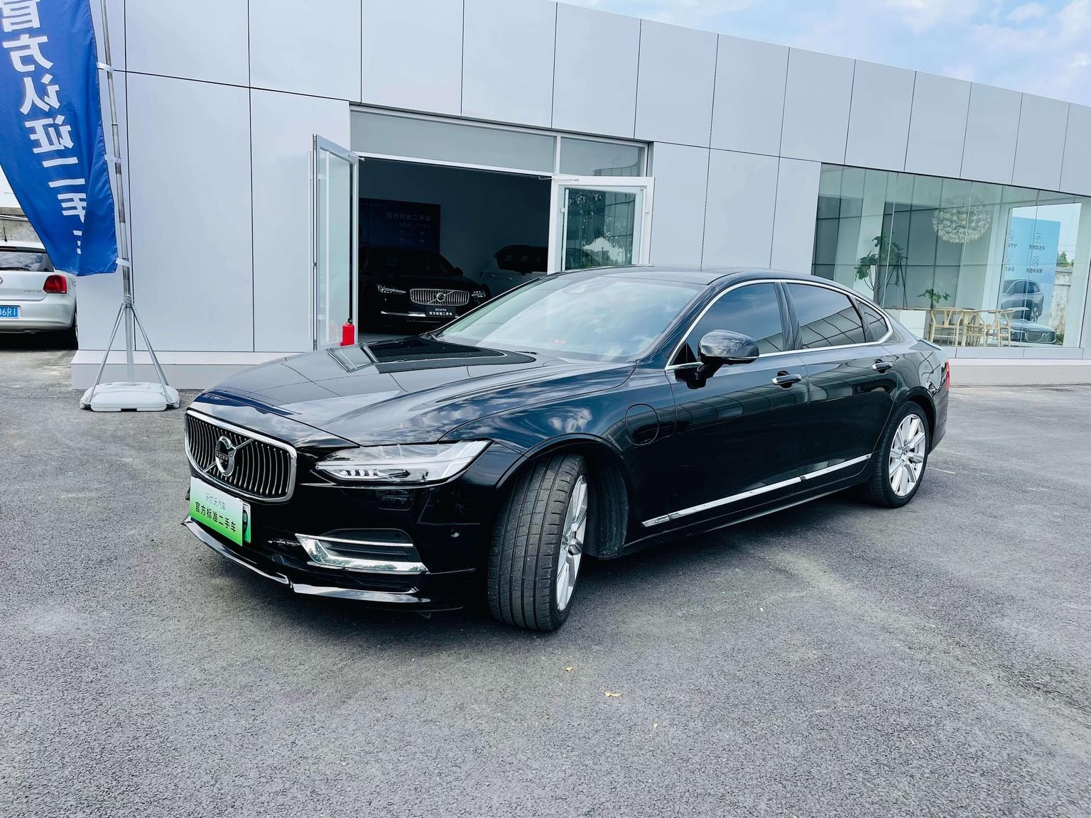 Main__Slider__Photo:undefined undefined 2019-0