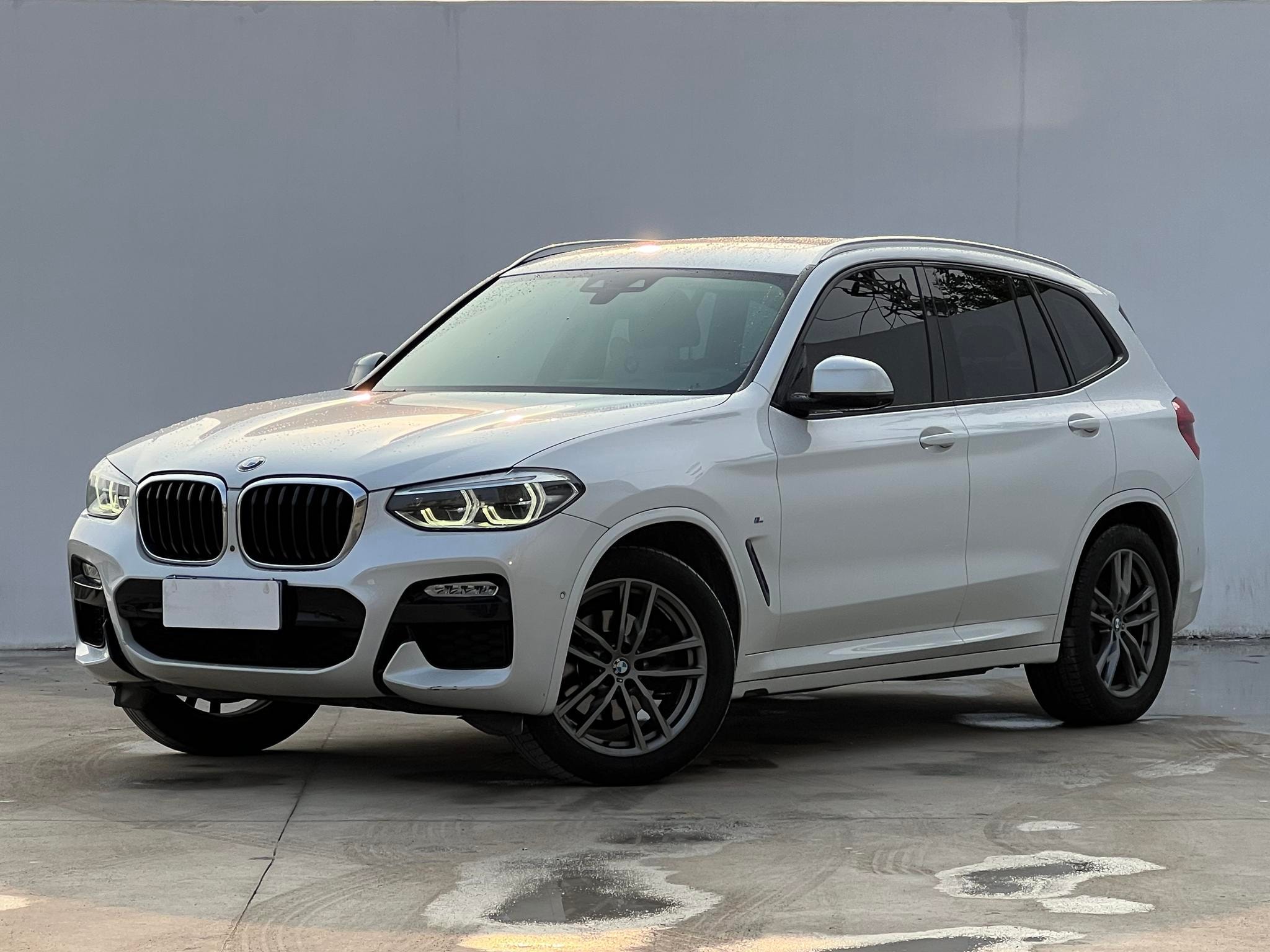 Main__Slider__Photo:undefined undefined 2018-0