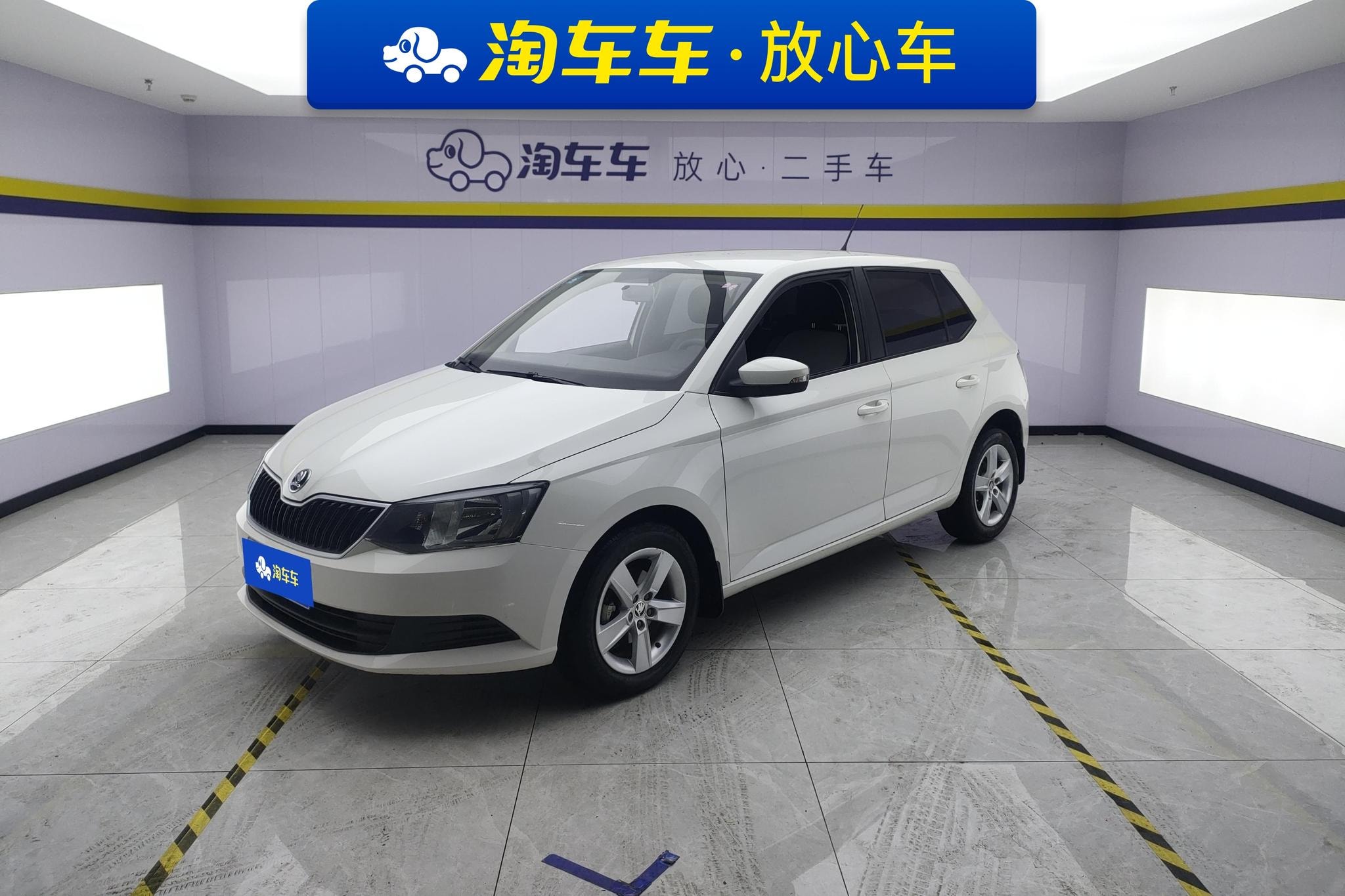 Main__Slider__Photo:undefined undefined 2016-0