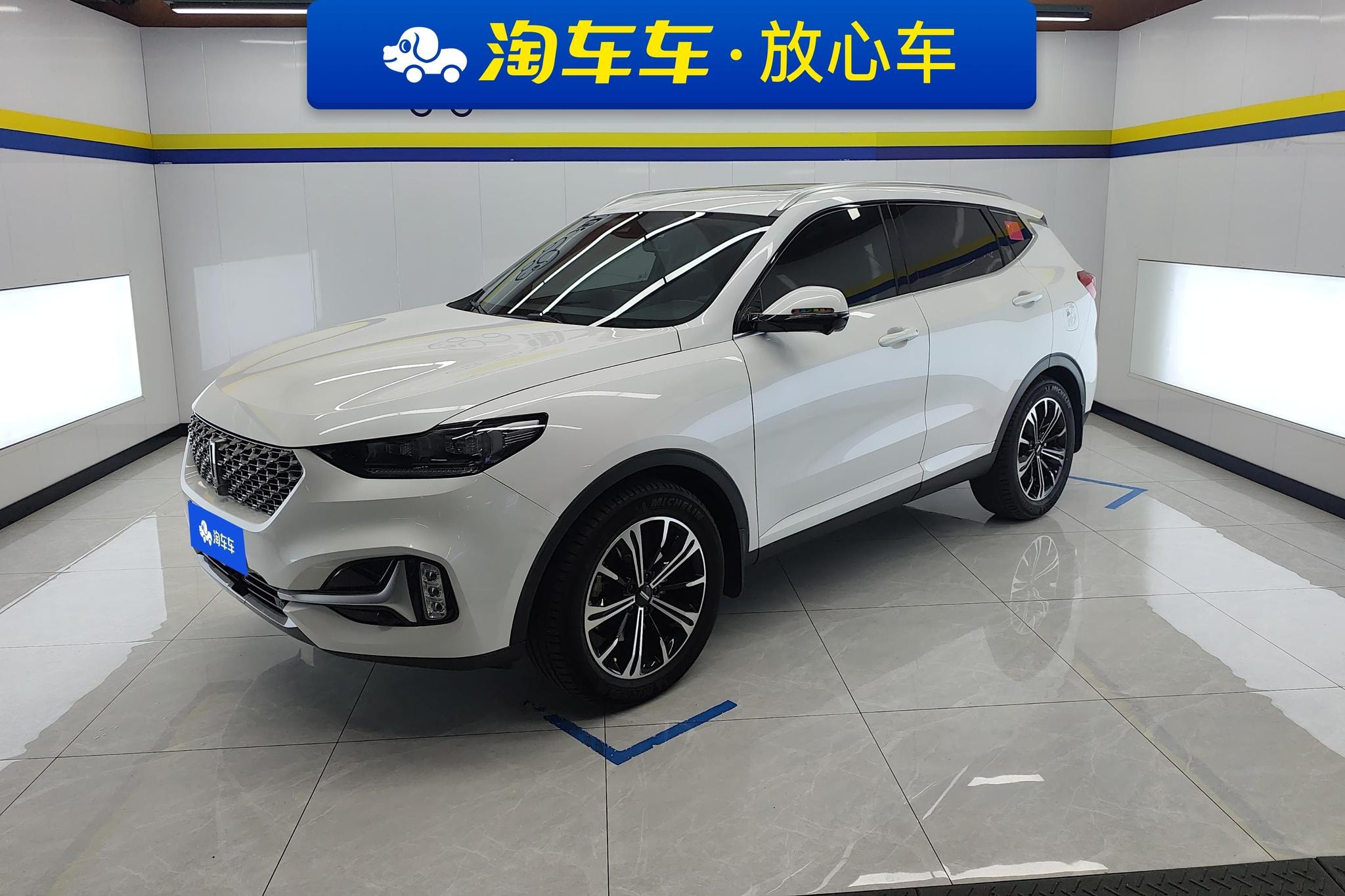 Main__Slider__Photo:undefined undefined 2021-0