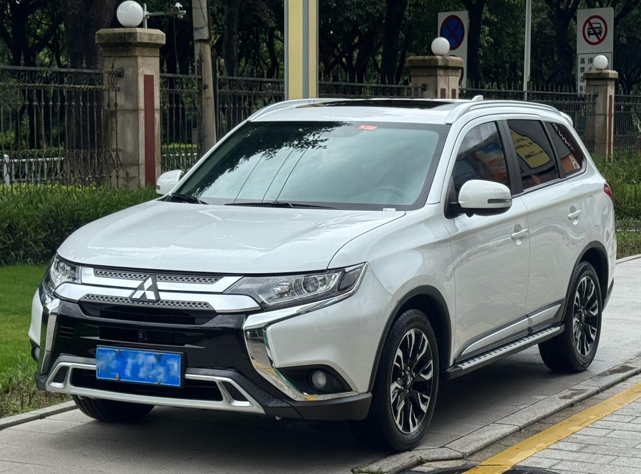 Main__Slider__Photo:undefined undefined 2019-0