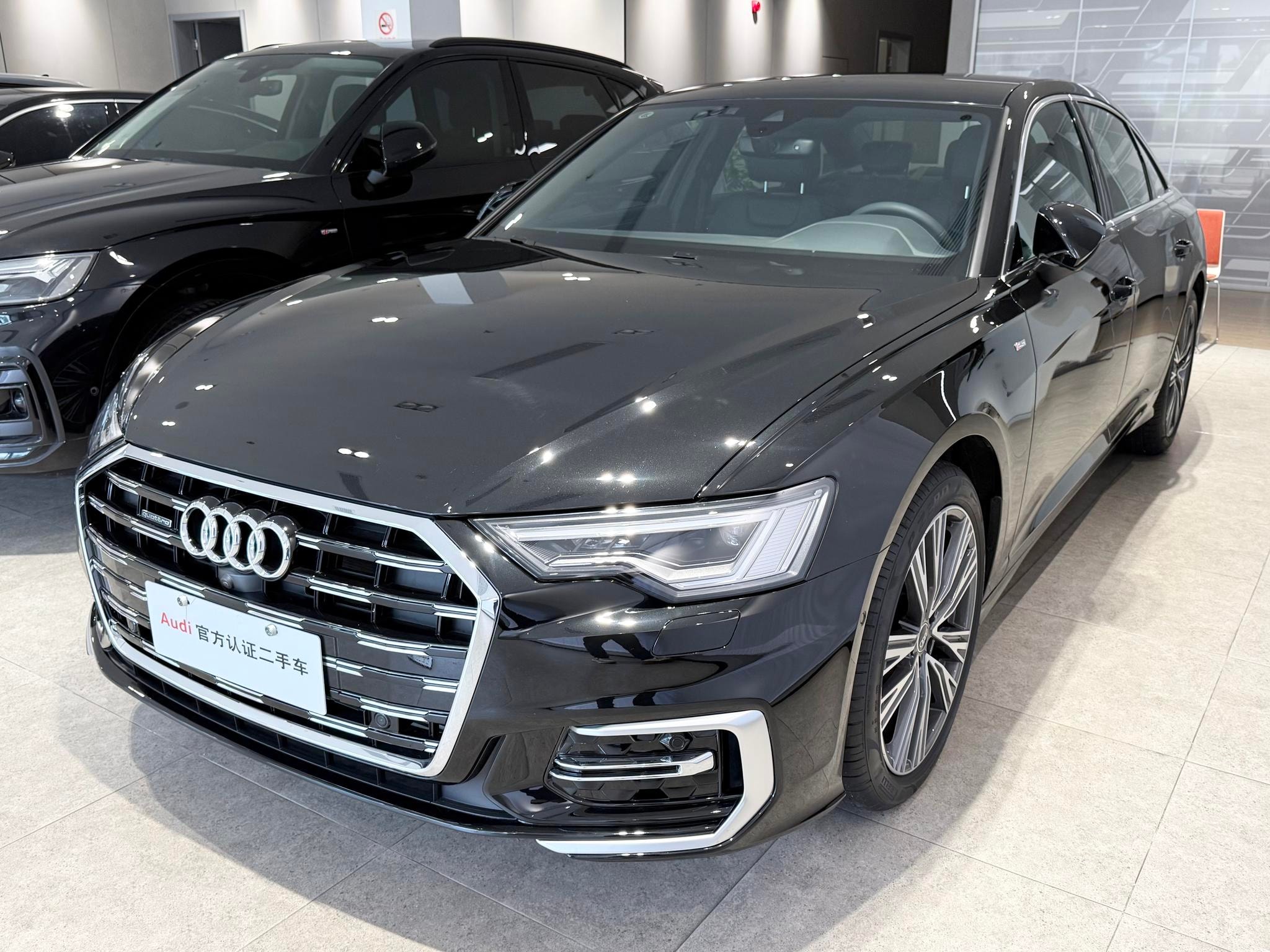 Main__Slider__Photo:undefined undefined 2025-0