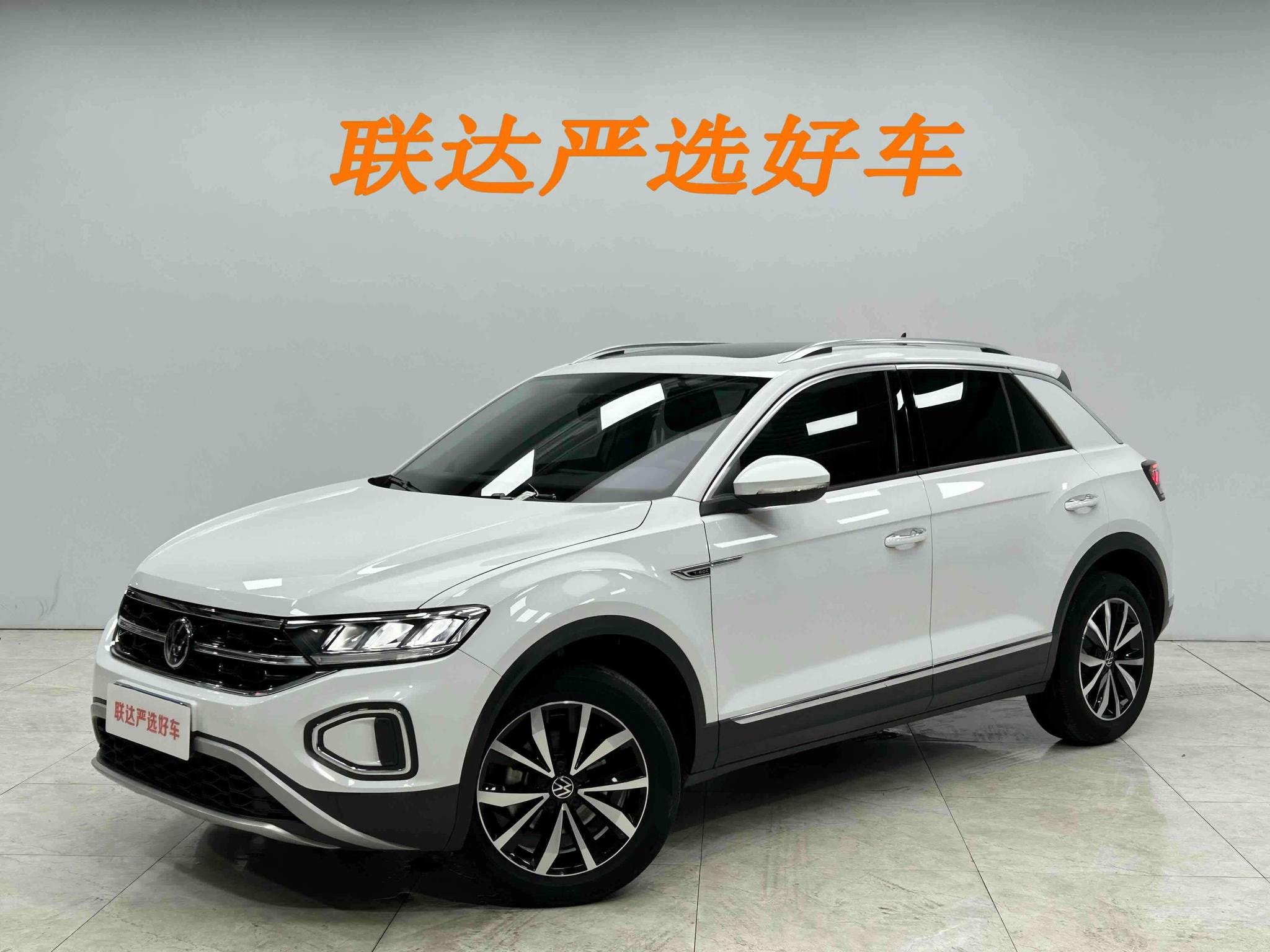 Main__Slider__Photo:undefined undefined 2024-0