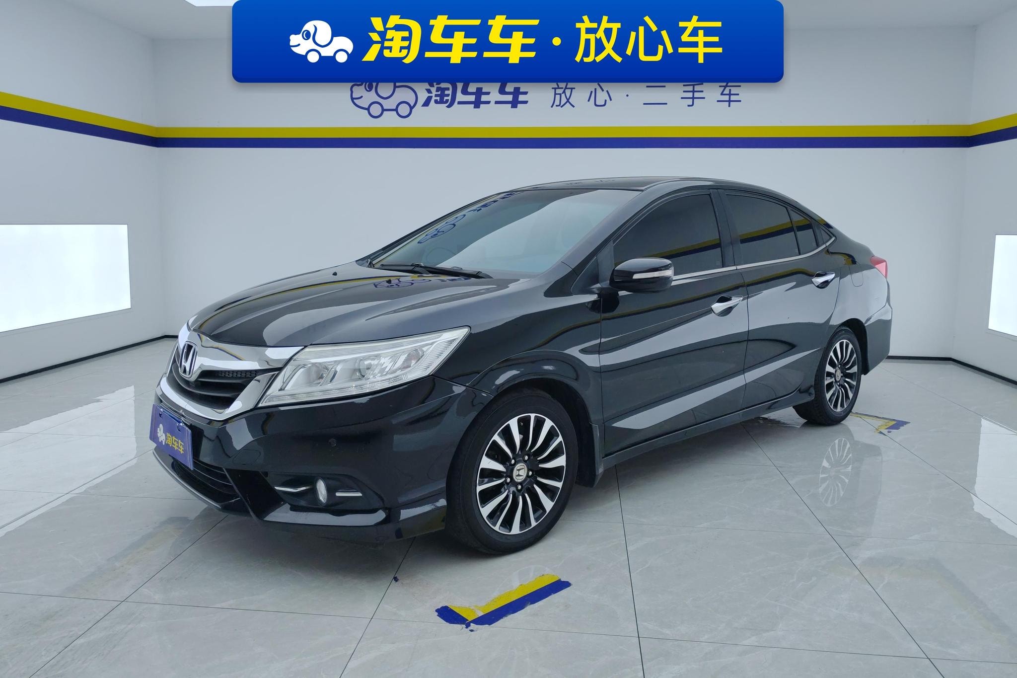 Main__Slider__Photo:undefined undefined 2015-0