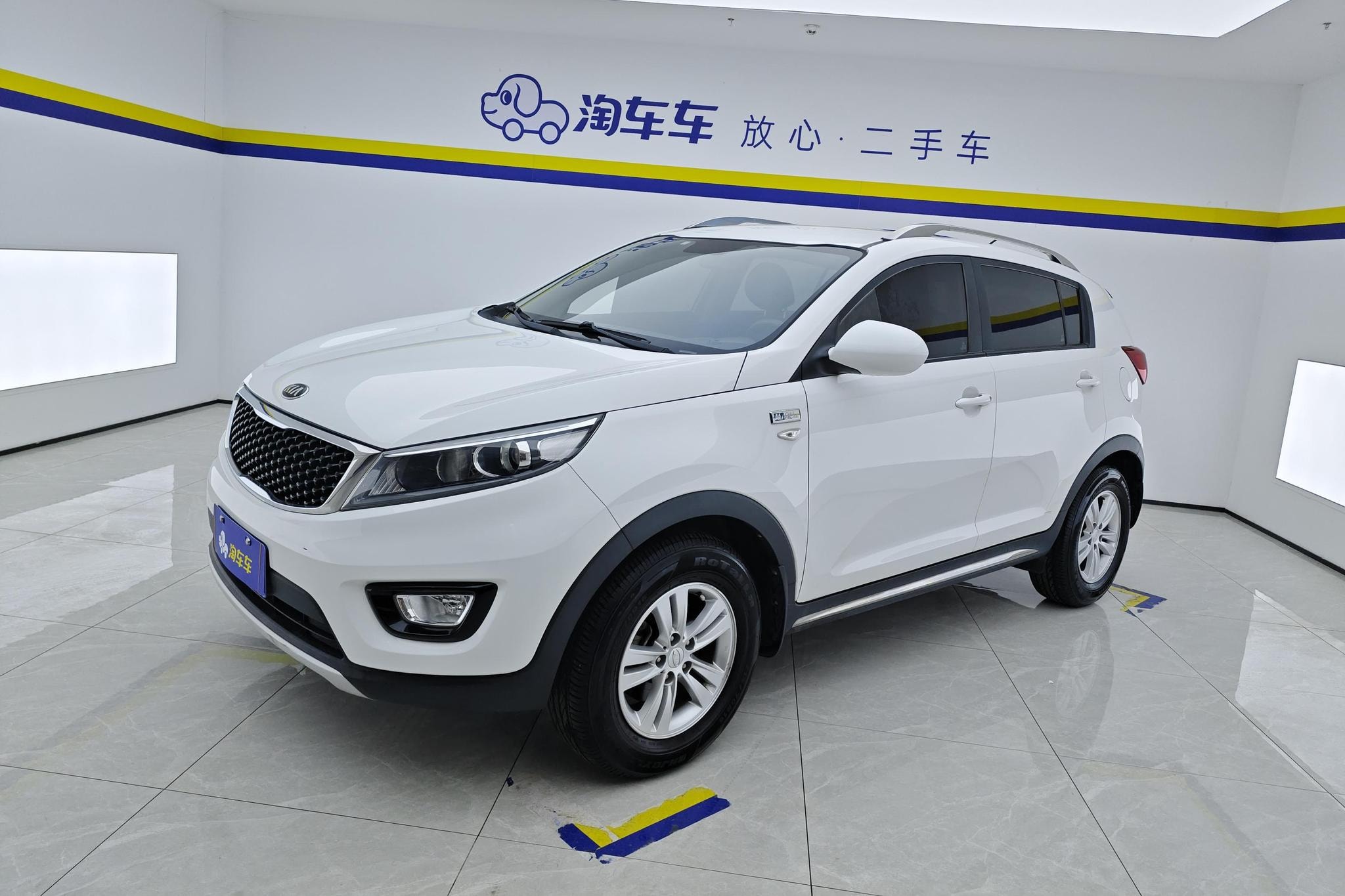 Main__Slider__Photo:undefined undefined 2015-0