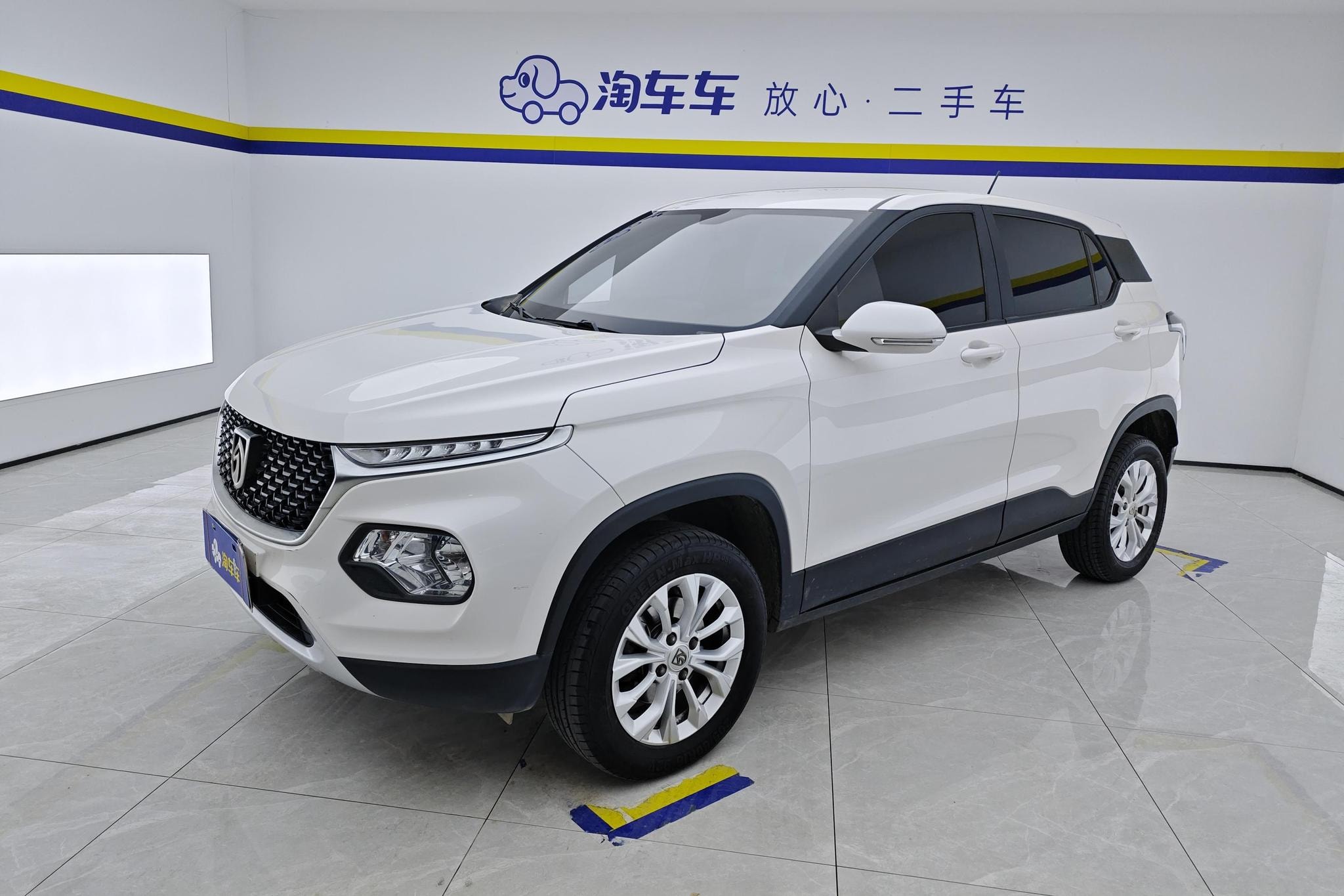 Main__Slider__Photo:undefined undefined 2021-0