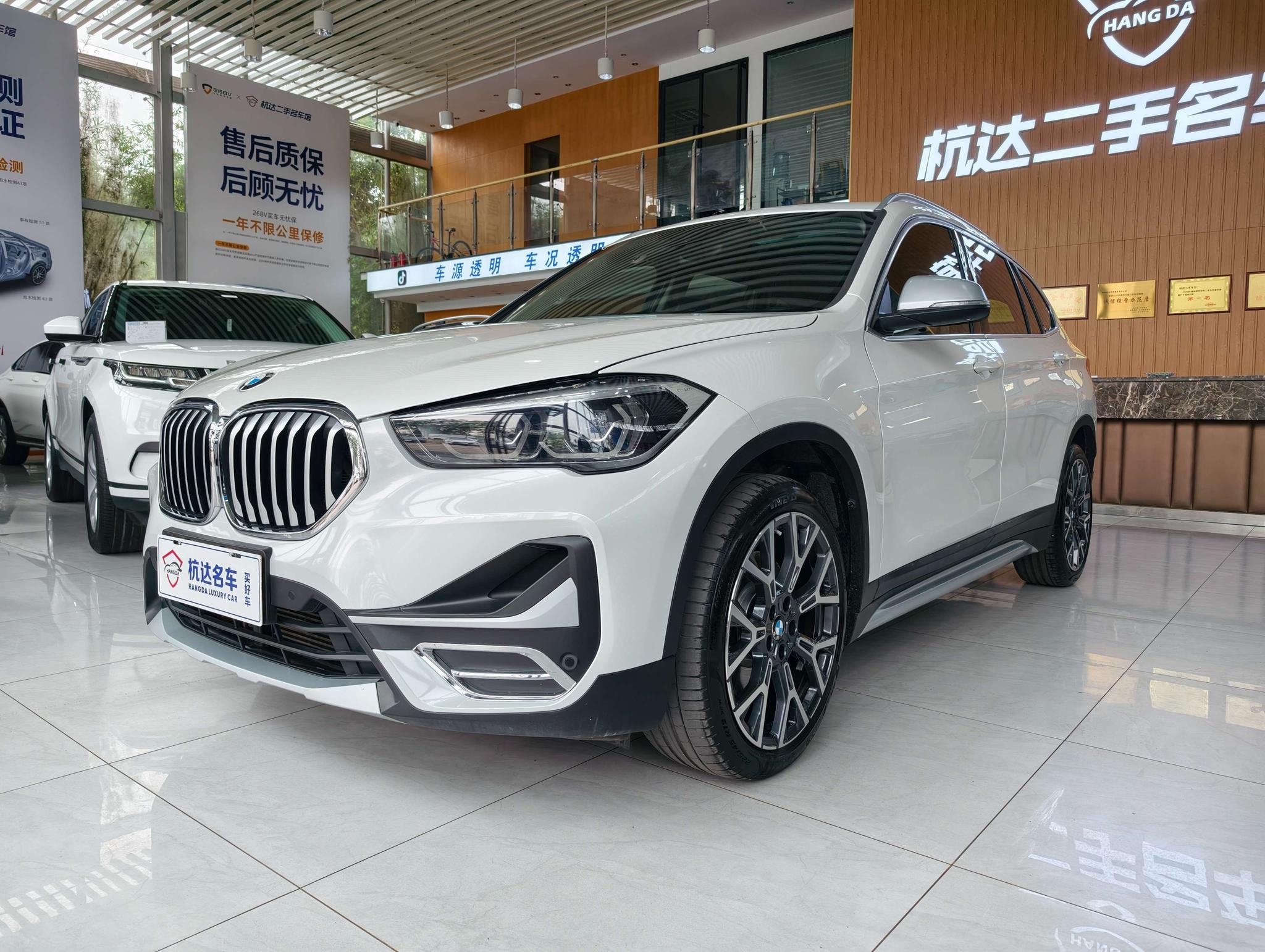 Main__Slider__Photo:undefined undefined 2022-0