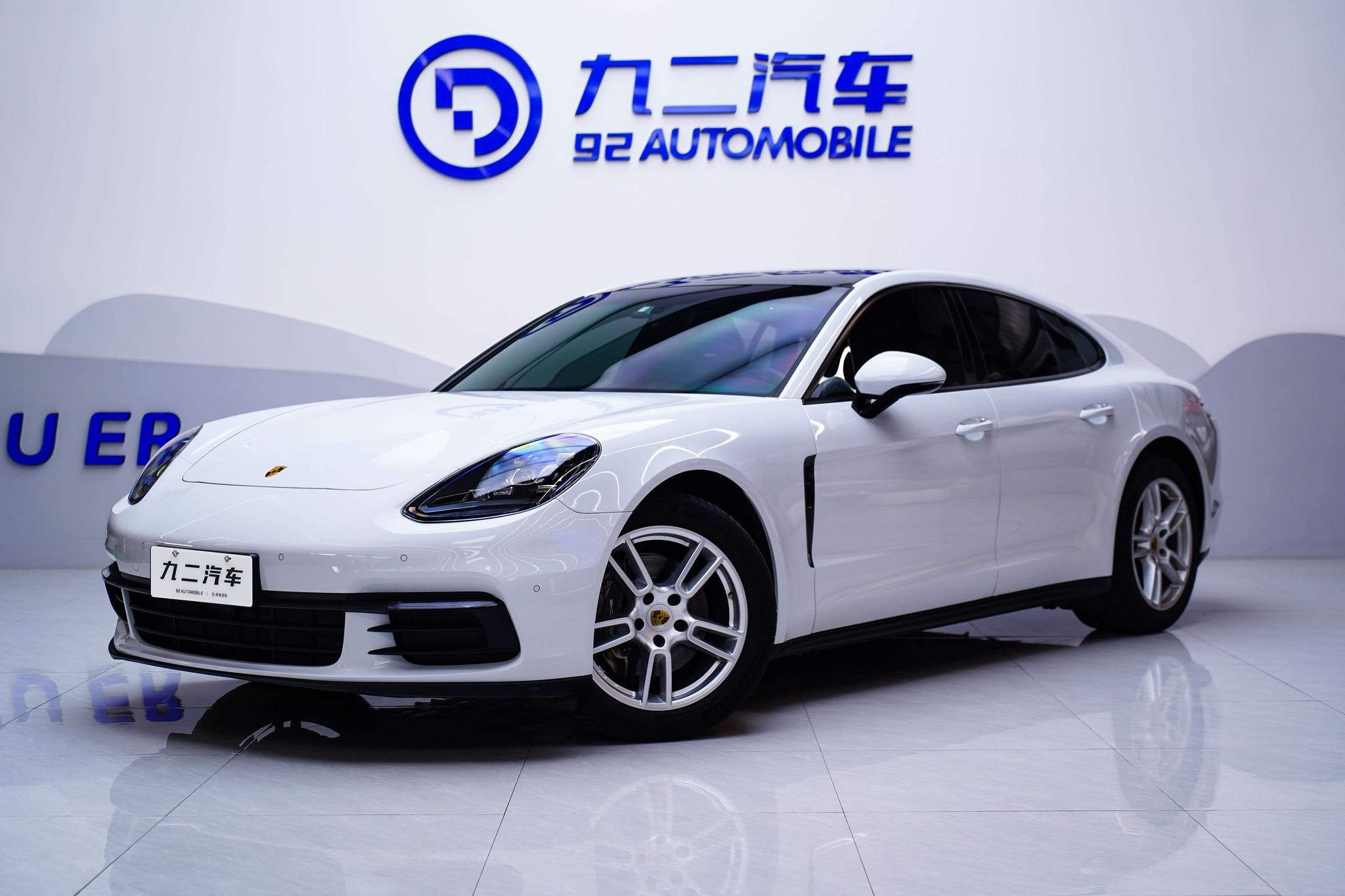 Main__Slider__Photo:undefined undefined 2017-0