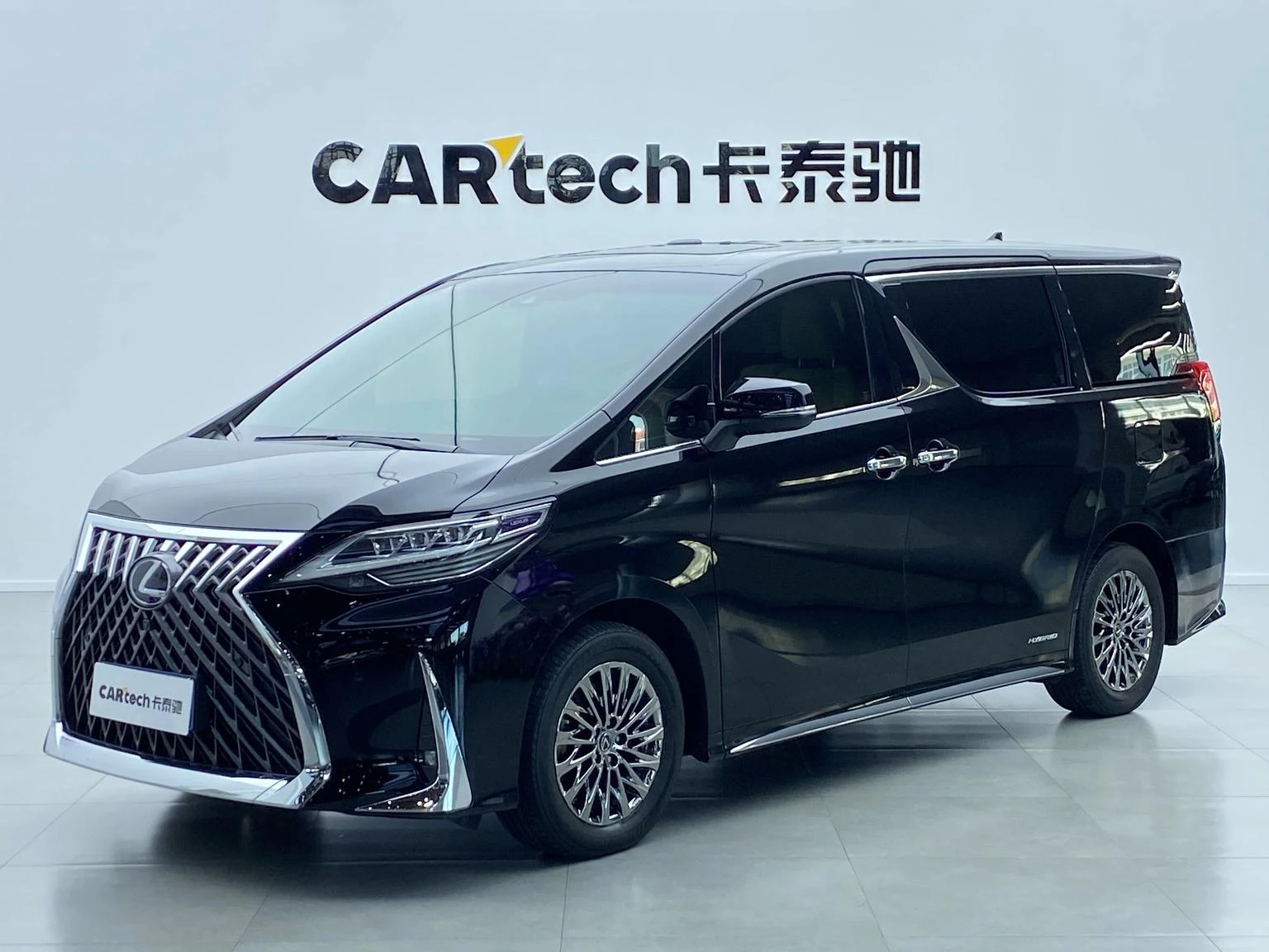 Main__Slider__Photo:undefined undefined 2020-0