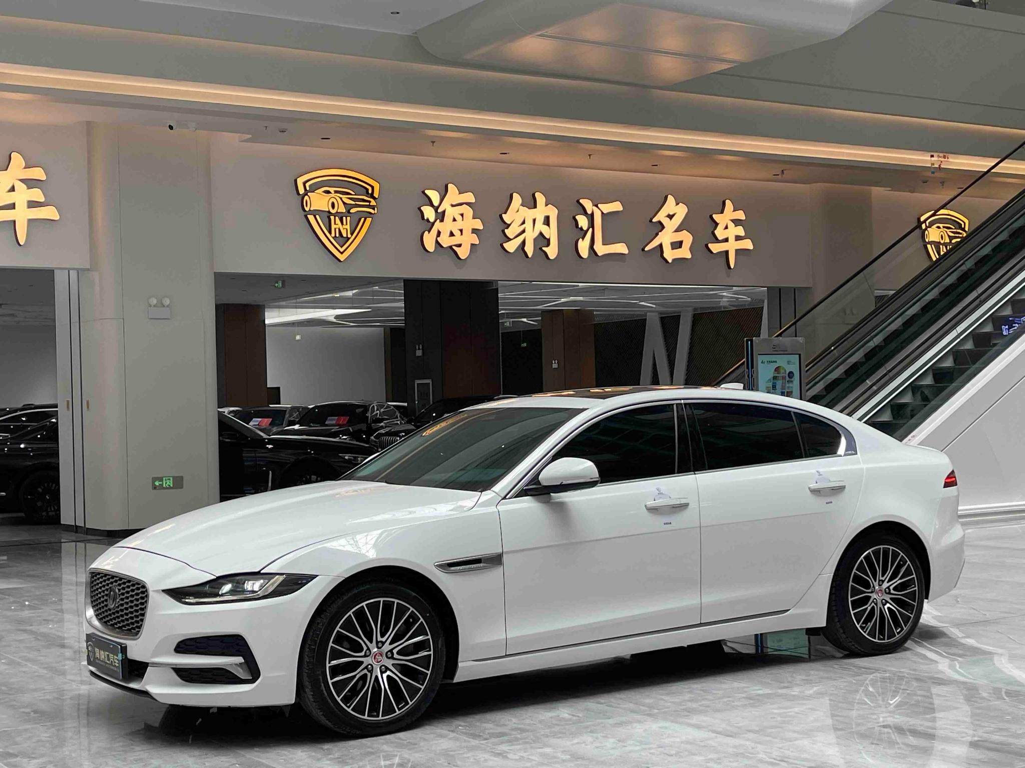 Main__Slider__Photo:undefined undefined 2021-0