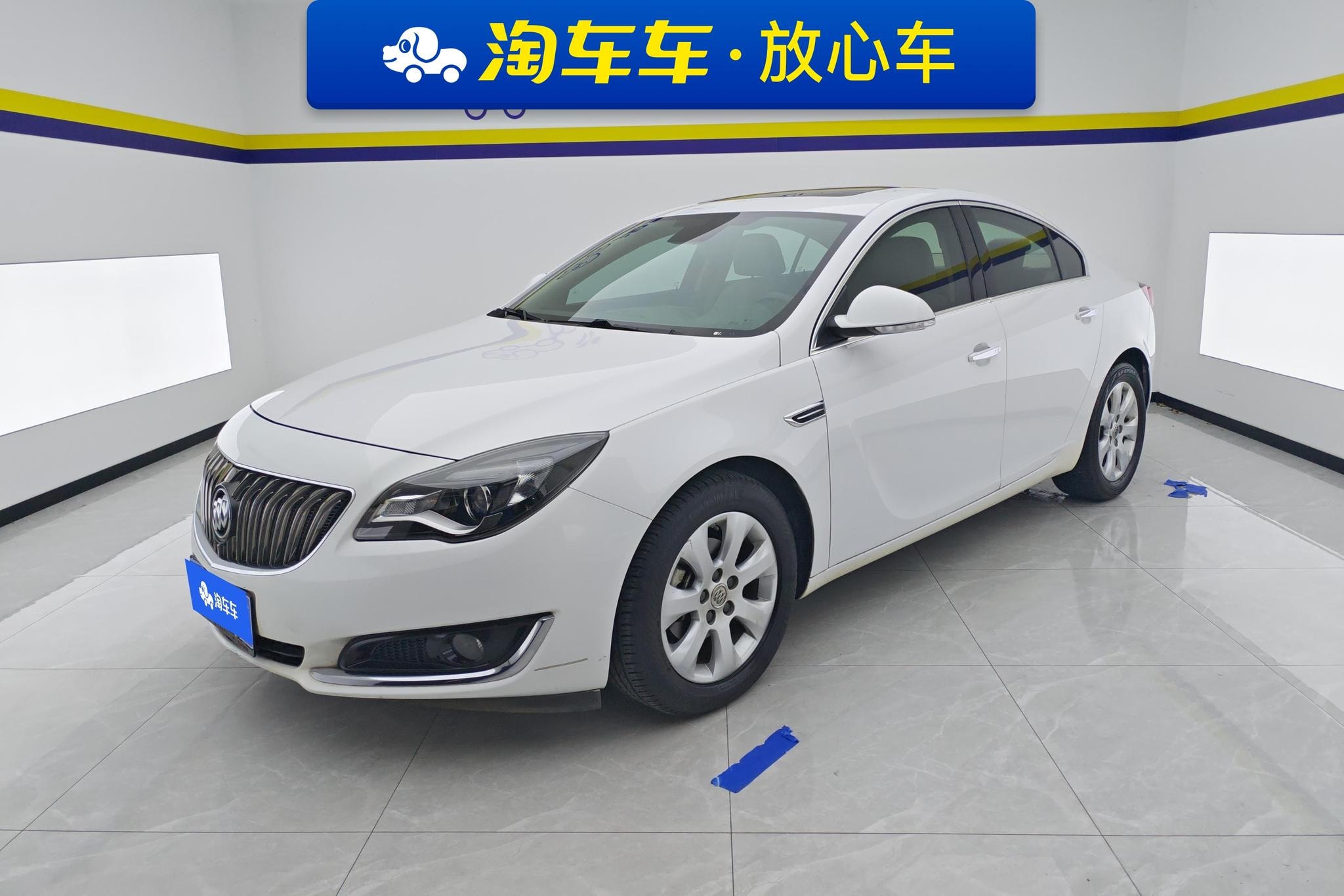 Main__Slider__Photo:undefined undefined 2015-0