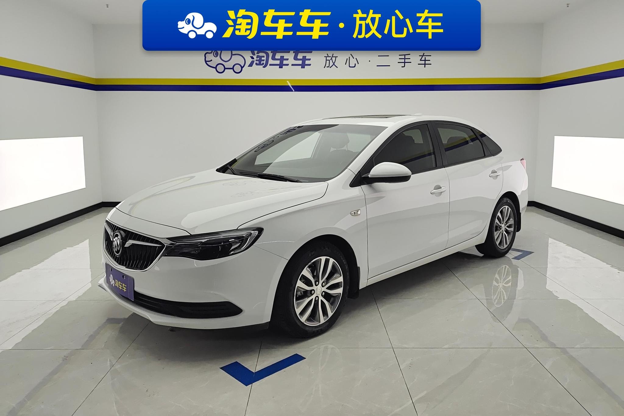 Main__Slider__Photo:undefined undefined 2018-0