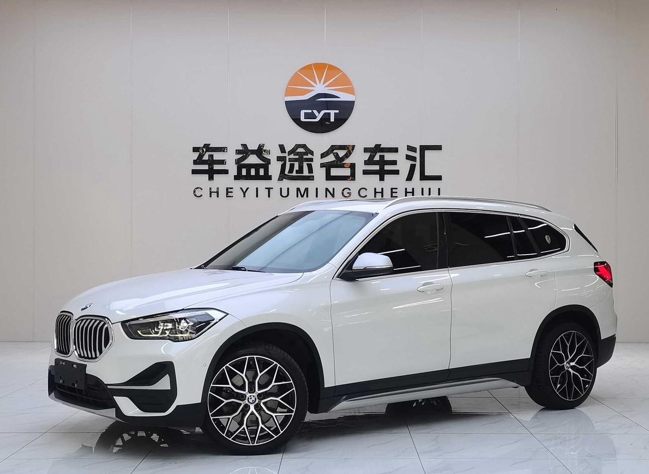 Main__Slider__Photo:undefined undefined 2021-0