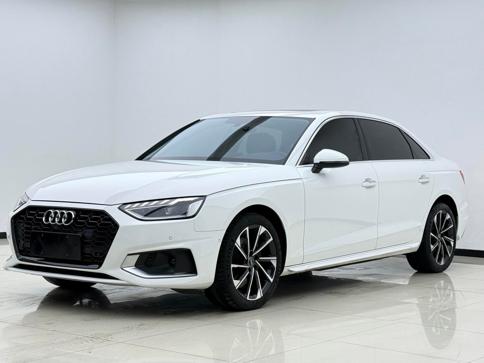 Main__Slider__Photo:undefined undefined 2022-0