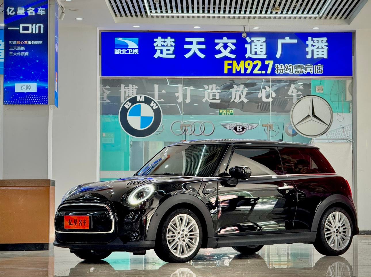 Main__Slider__Photo:undefined undefined 2022-0