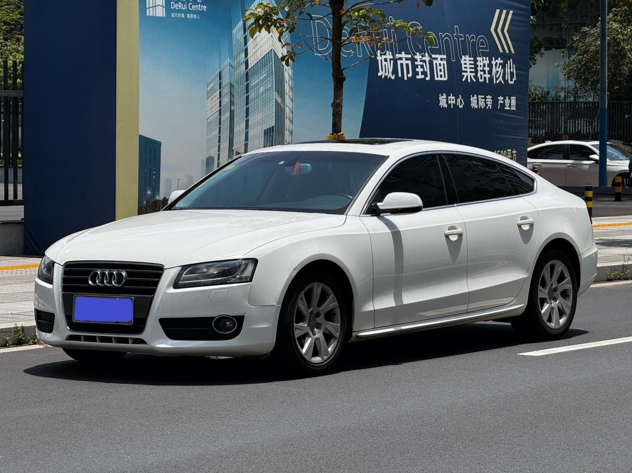Main__Slider__Photo:undefined undefined 2010-0
