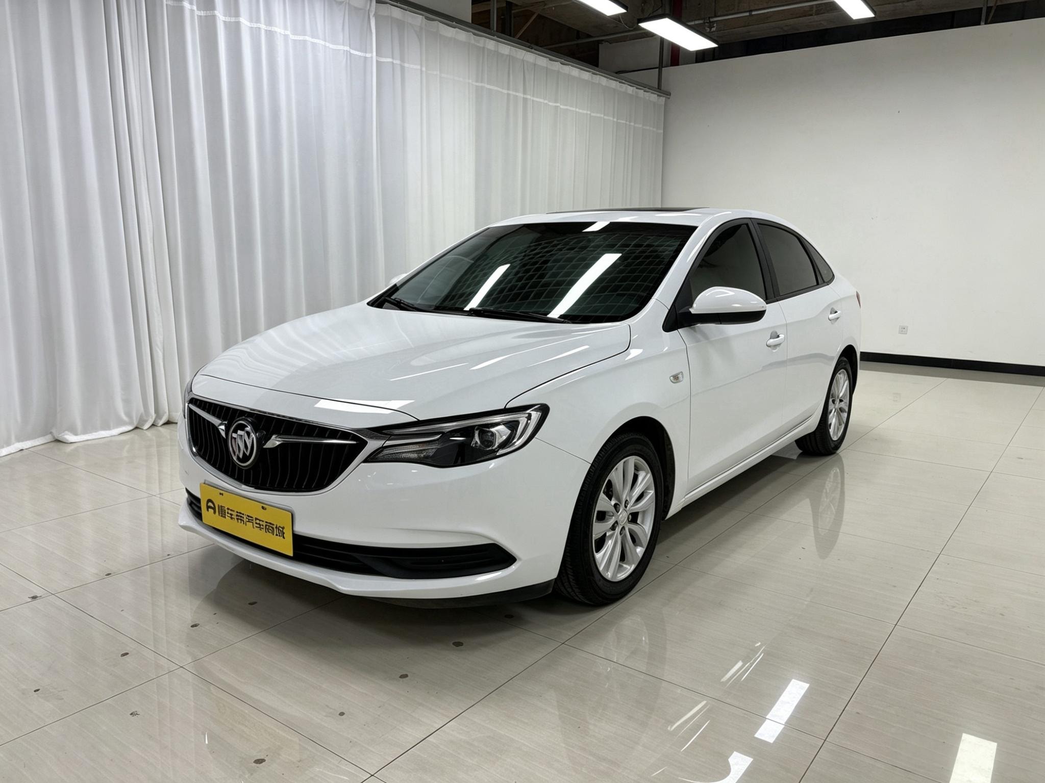 Main__Slider__Photo:undefined undefined 2021-0