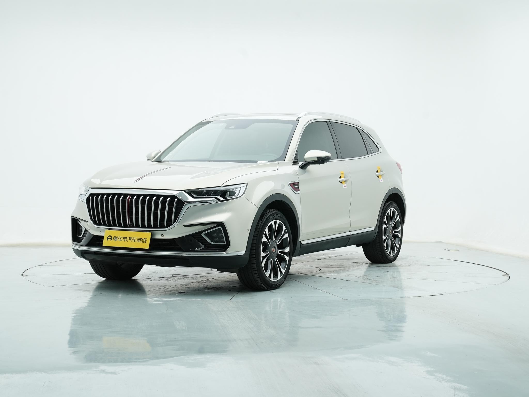 Main__Slider__Photo:undefined undefined 2019-0