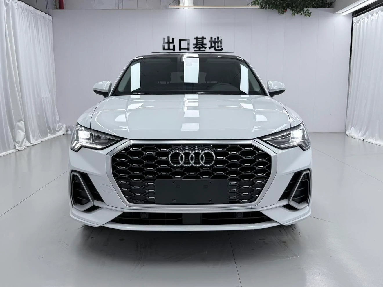 Main__Slider__Photo:undefined undefined 2022-1