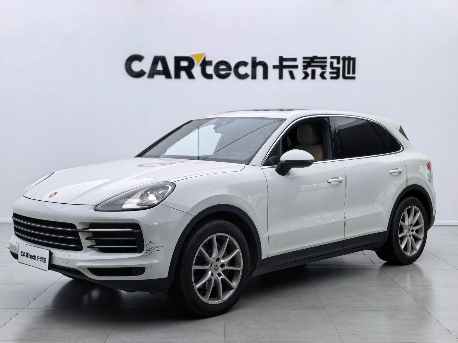 Main__Slider__Photo:undefined undefined 2019-0