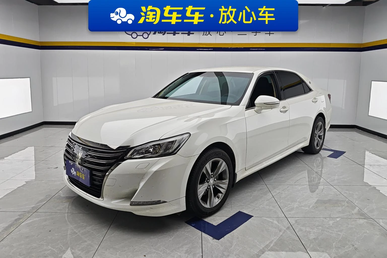 Main__Slider__Photo:undefined undefined 2018-0