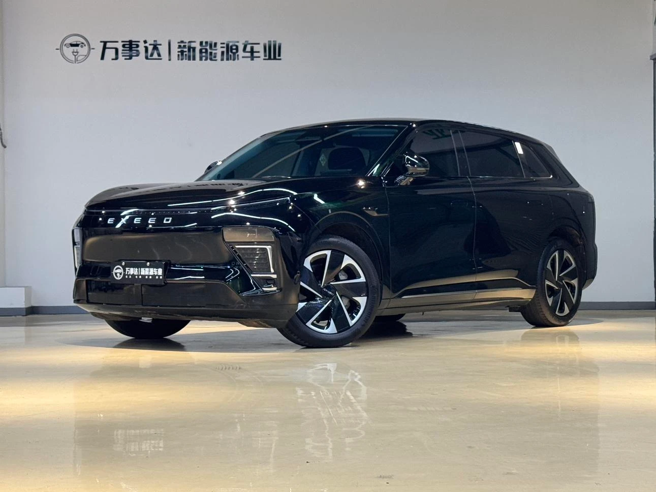 Main__Slider__Photo:undefined undefined 2024-0