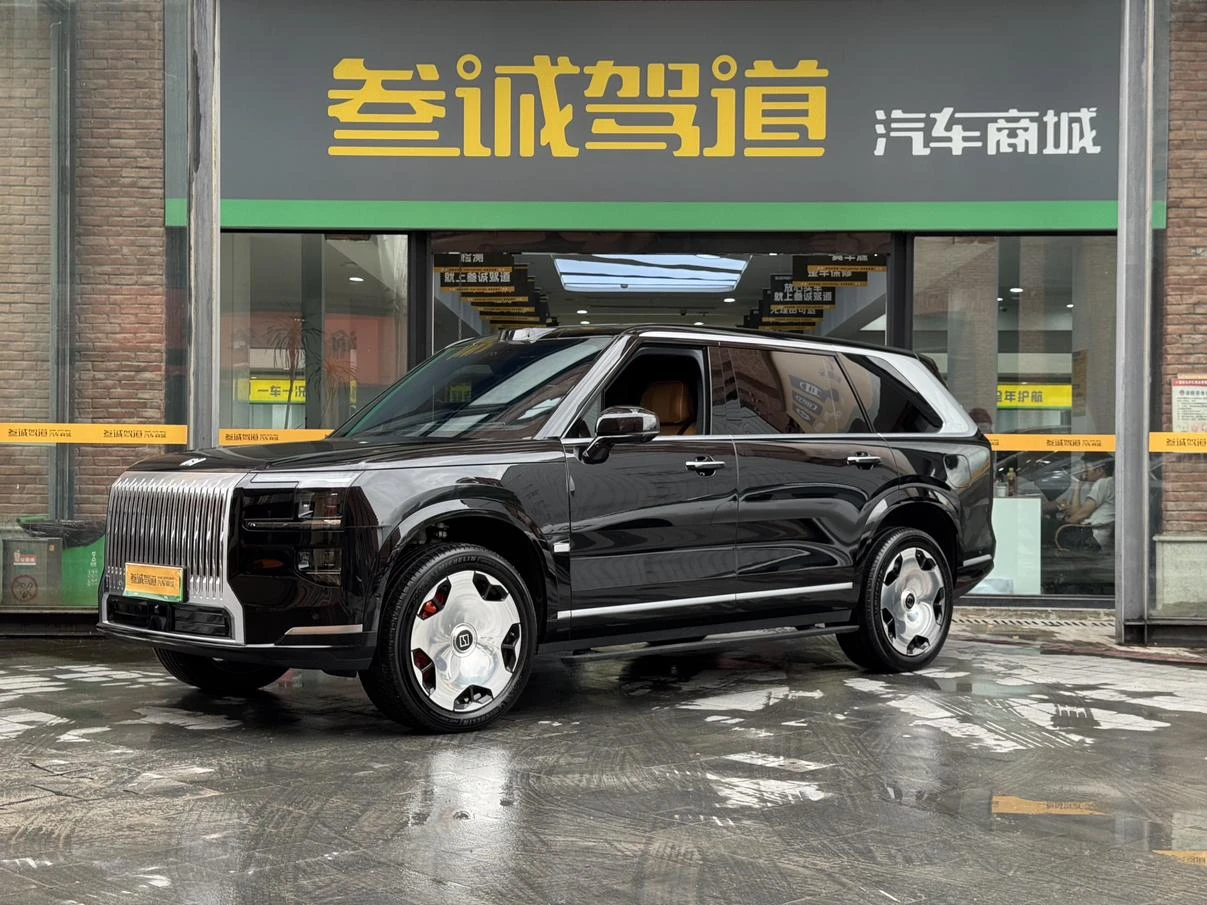 Main__Slider__Photo:undefined undefined 2025-0