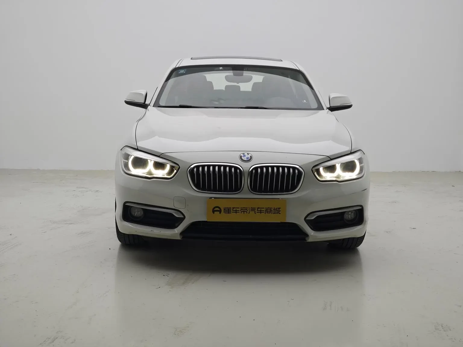 Main__Slider__Photo:undefined undefined 2015-1