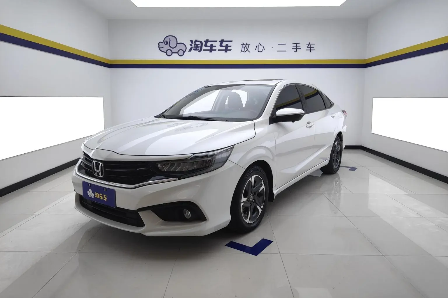 Main__Slider__Photo:undefined undefined 2019-0