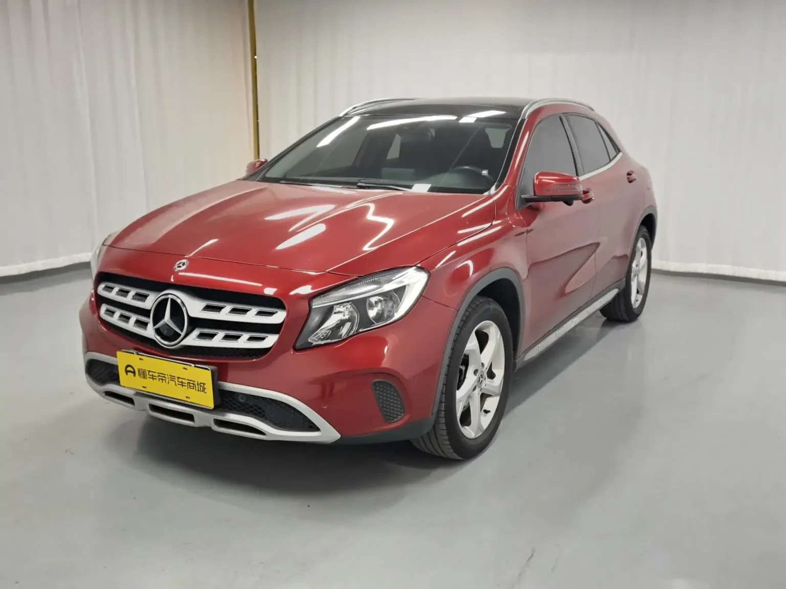 Main__Slider__Photo:undefined undefined 2018-0