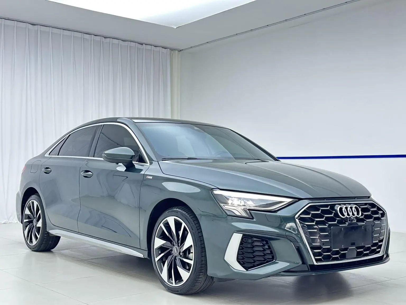 Main__Slider__Photo:undefined undefined 2023-1